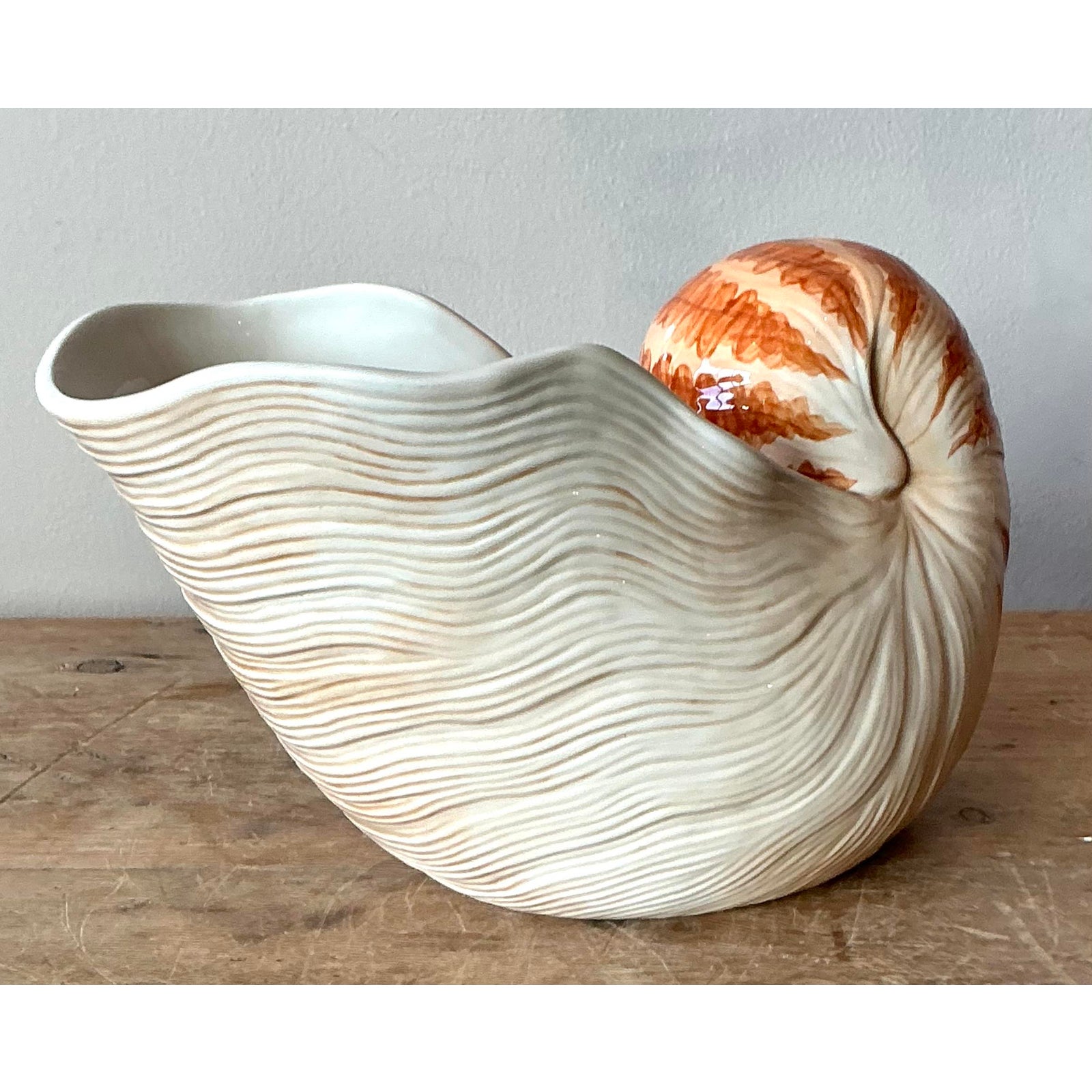 Vintage Coastal Fitz and Floyd Nautilus Shell Ceramic Cache Pot - Detail view