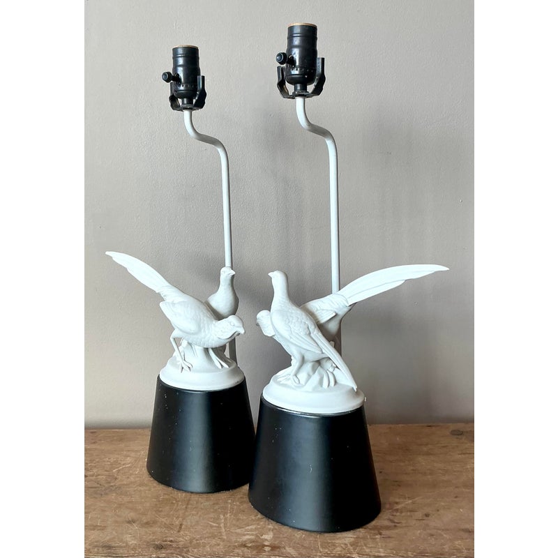 Vintage Regency Bisque Porcelain Bird Lamps - A Pair - Detail view