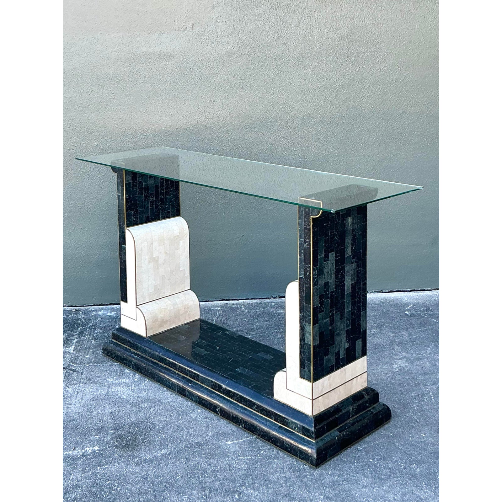Vintage Boho Tessellated Stone and Brass Inlay Console Table - Detail view