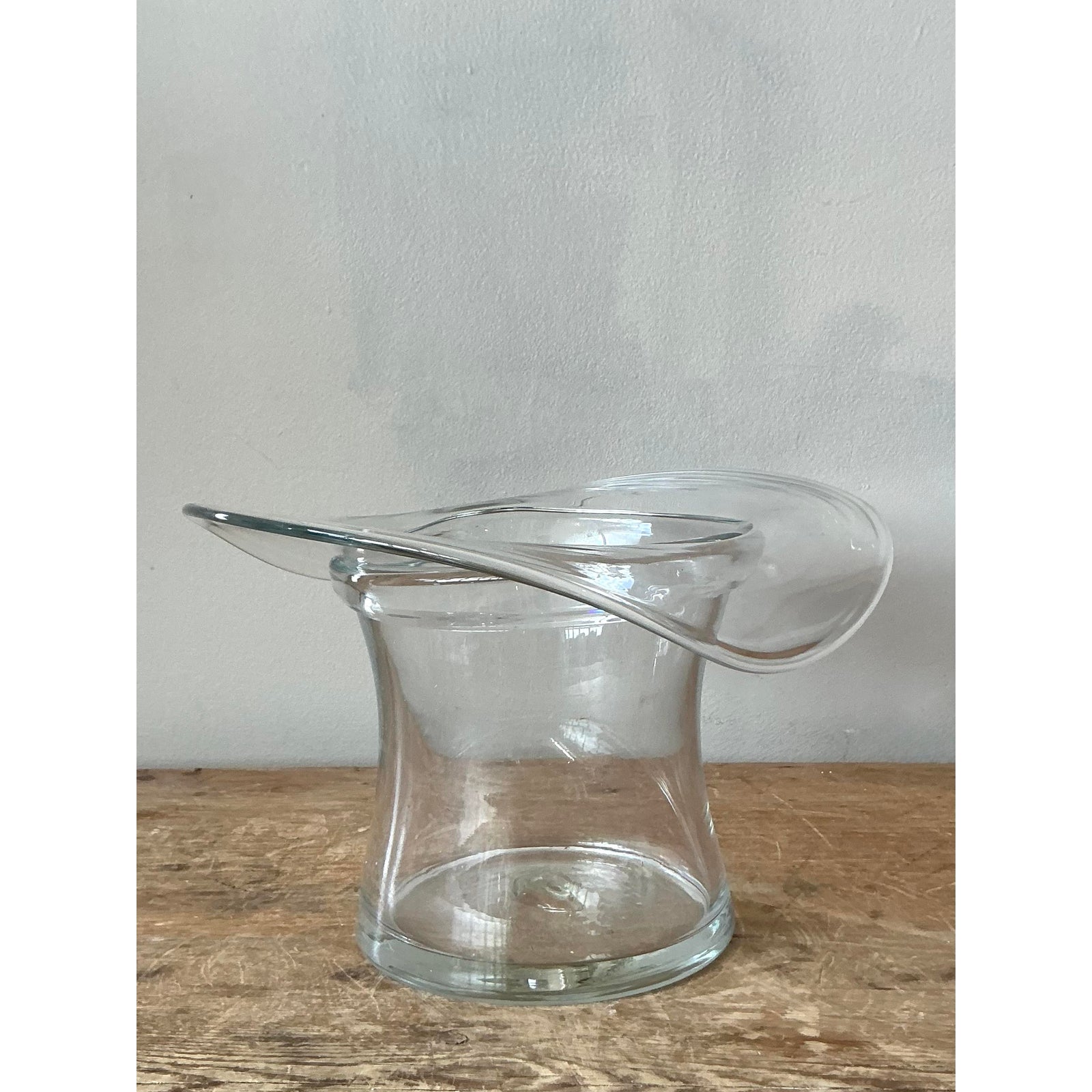 Vintage Boho Blenko Glass Top Hat Ice Bucket - Detail view