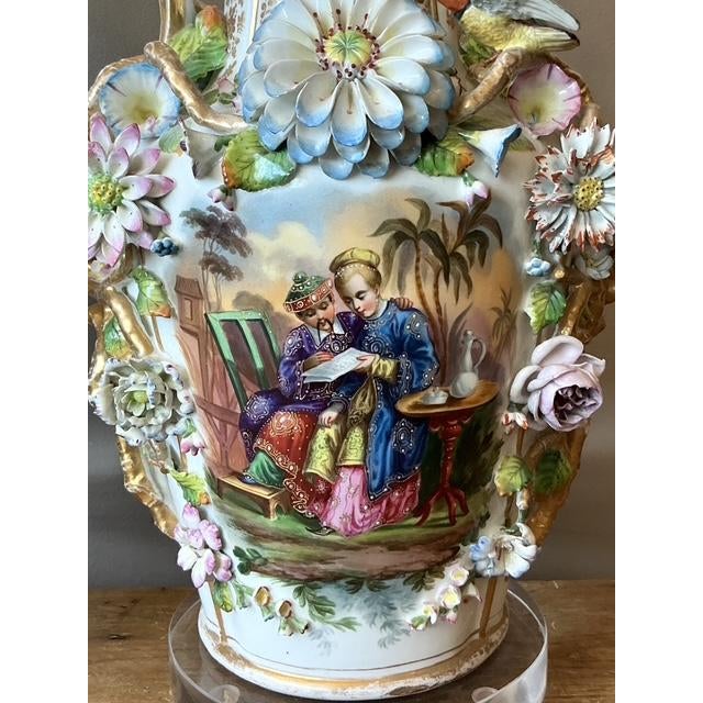 Vintage Regency French Porcelain Chinoiserie Lamps - A Pair - Top view