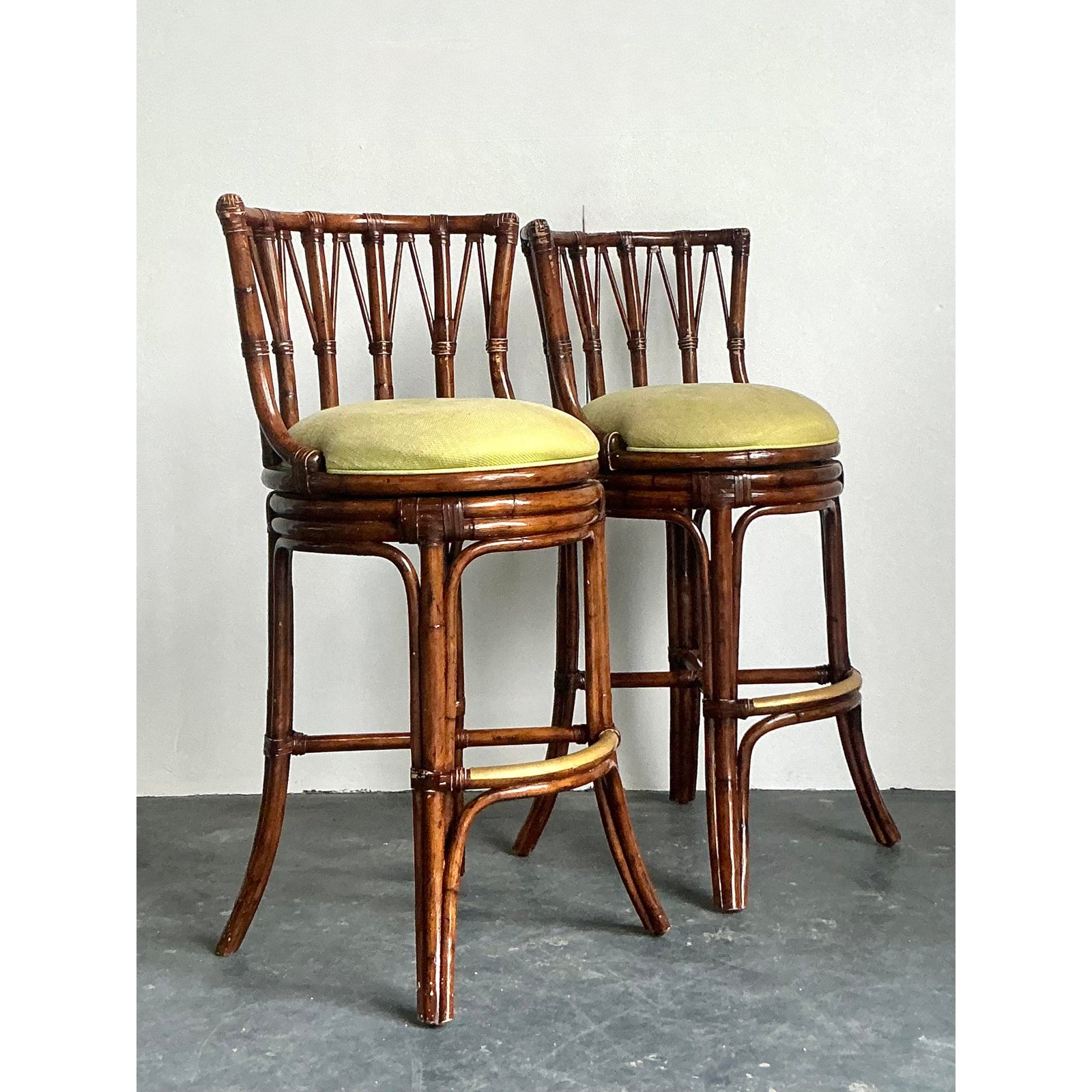 Vintage Boho Bent Rattan Bar Stools - A Pair - Detail view