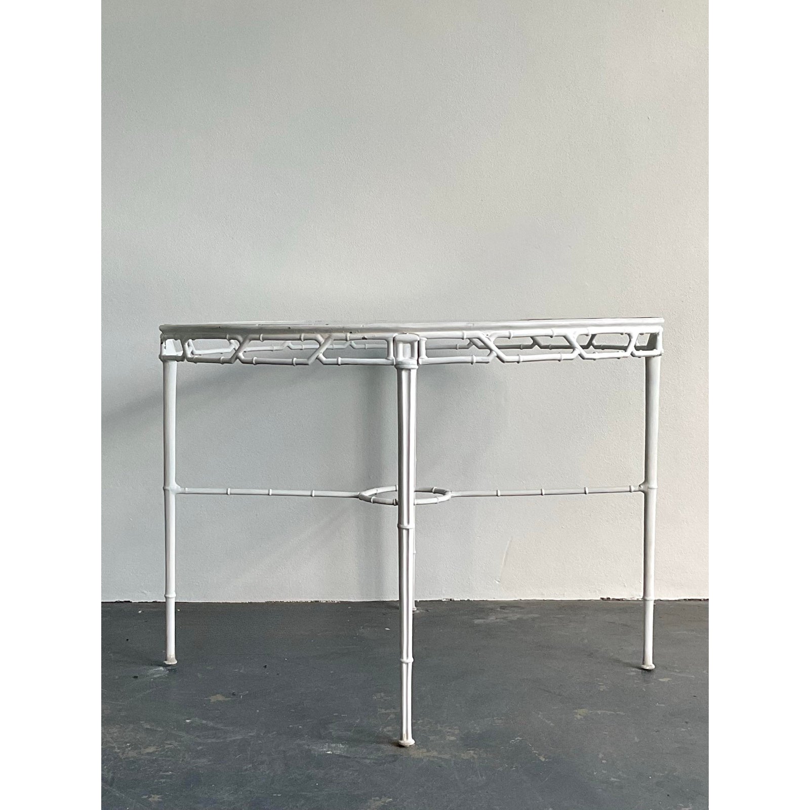 Vintage Boho Cast Aluminum Dining Table After Brown Jordan - Detail view
