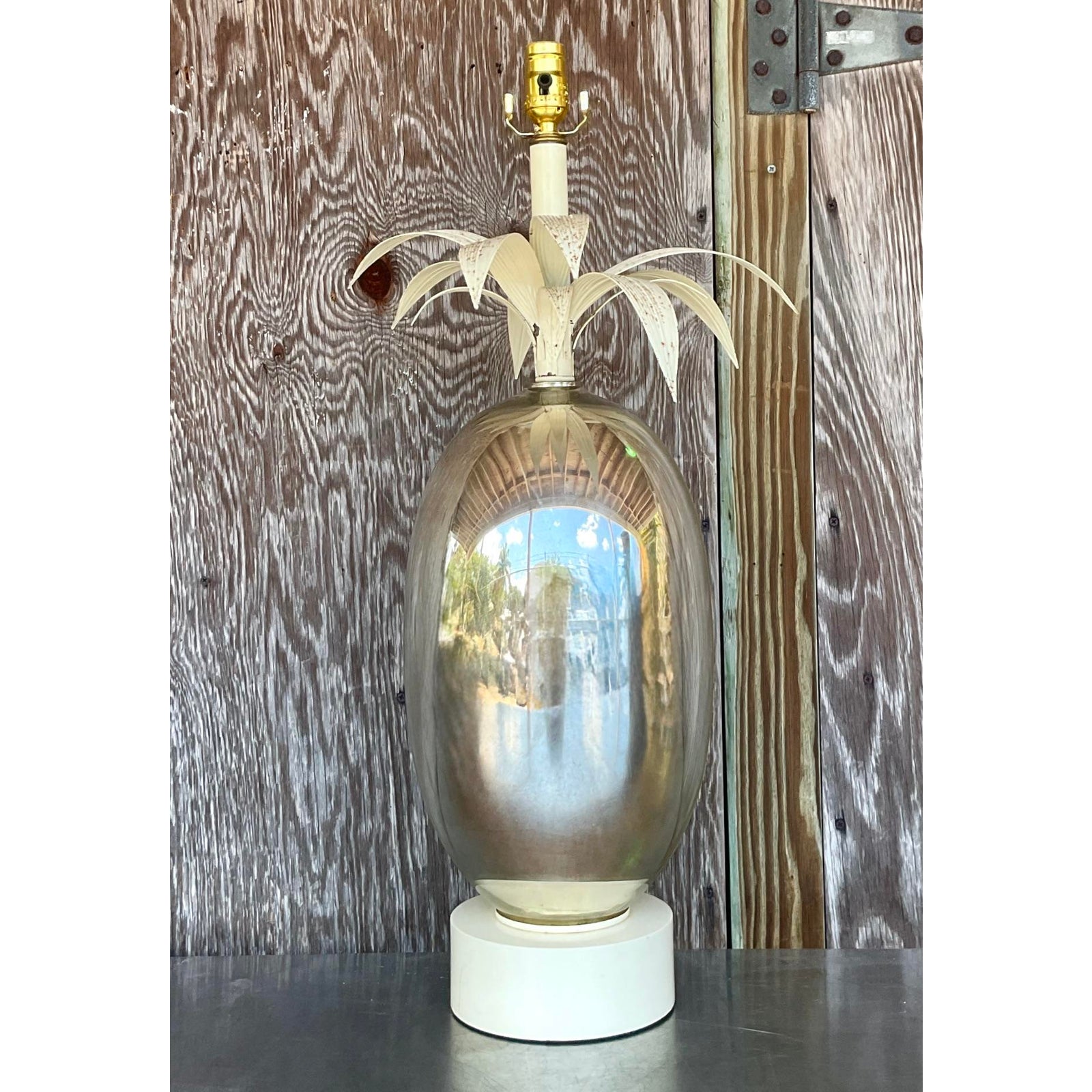 Vintage Coastal Mercury Palm Lamp - Detail view