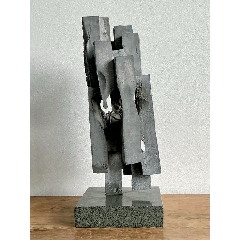 Vintage Boho Brutalist Modernist Sculpture - Detail view