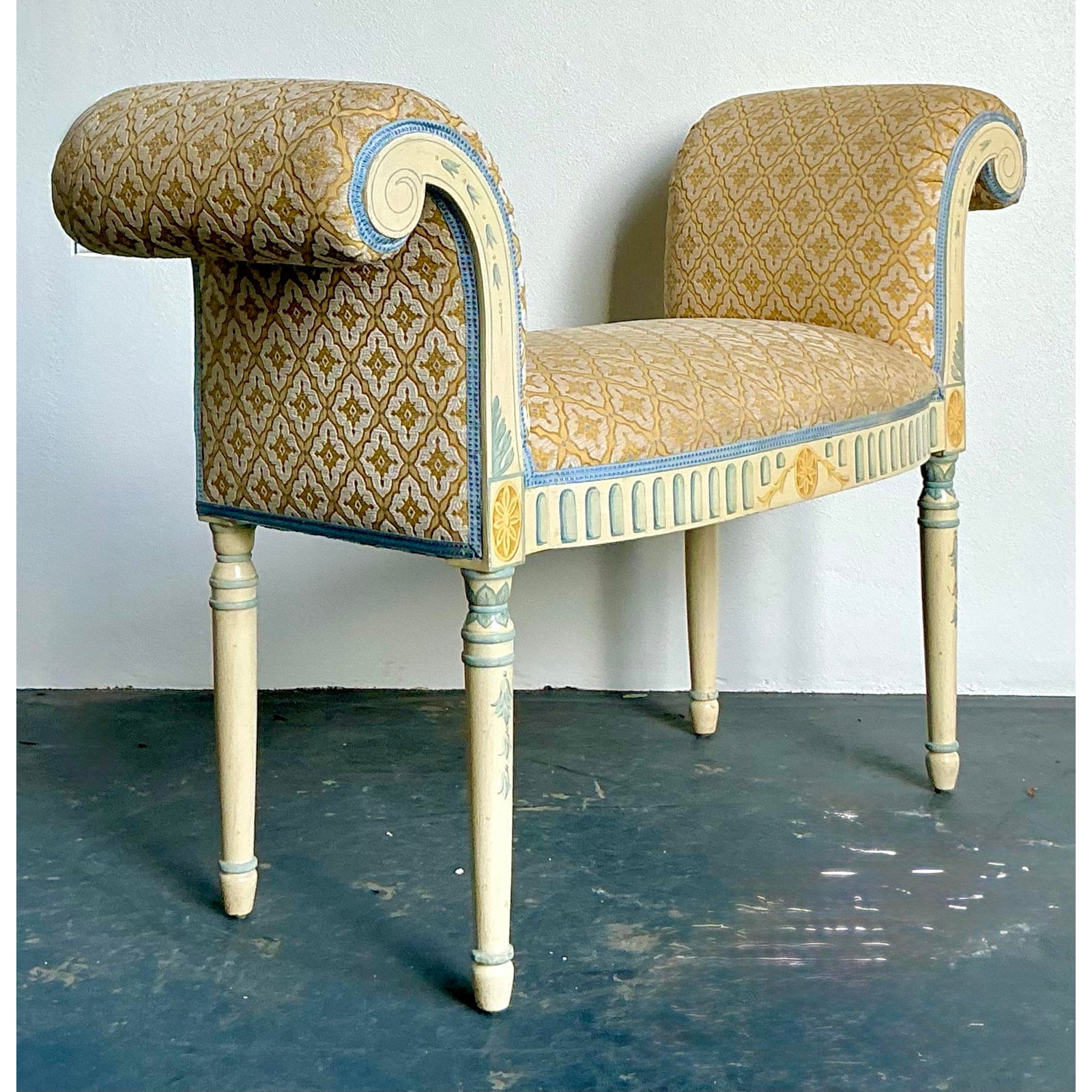 Vintage Regency Hand Painted Bow Front Bench - Detail view