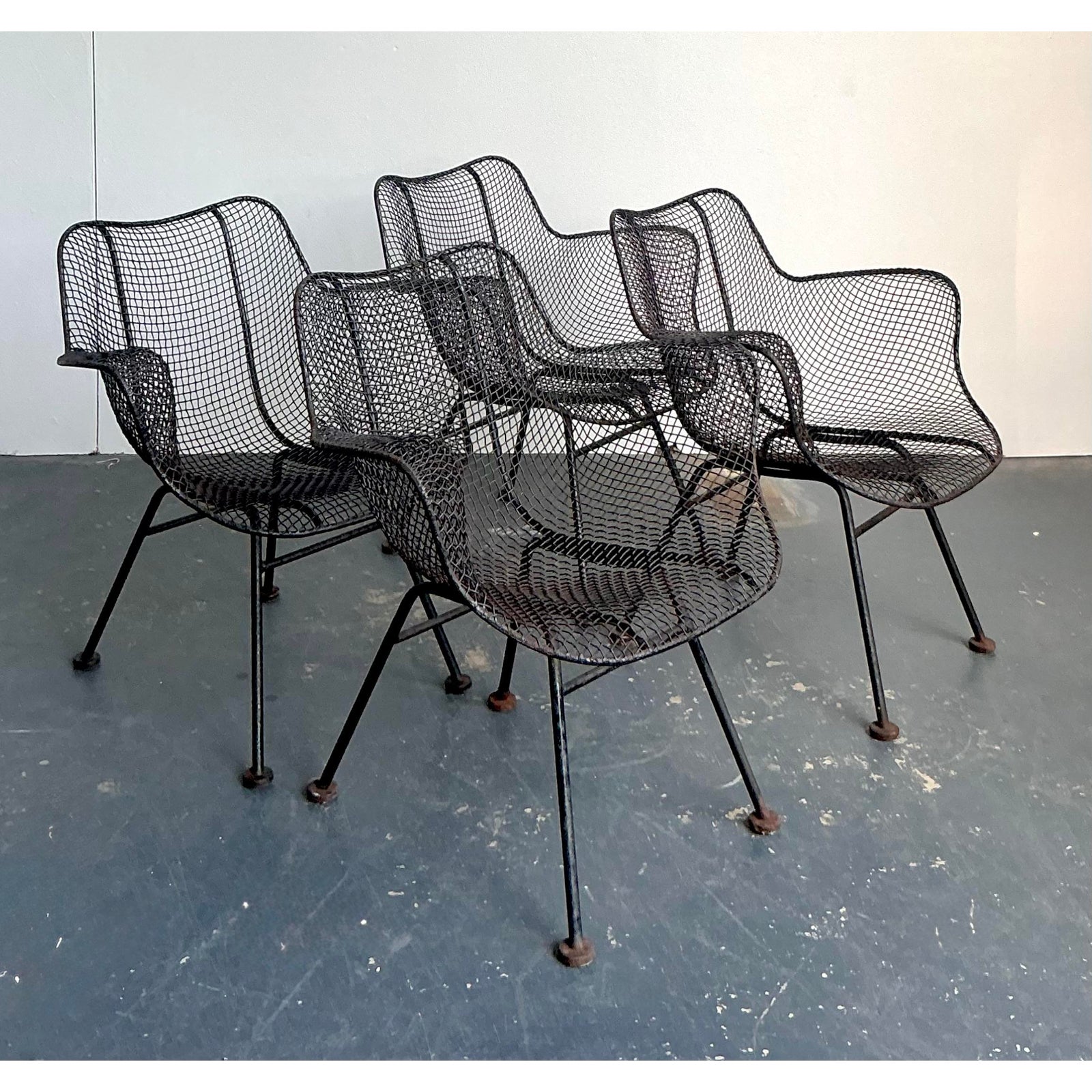 Vintage MCM Russell Woodard “Sculptura” Wrought Iron Dining Chairs - Set of 4 - Detail view