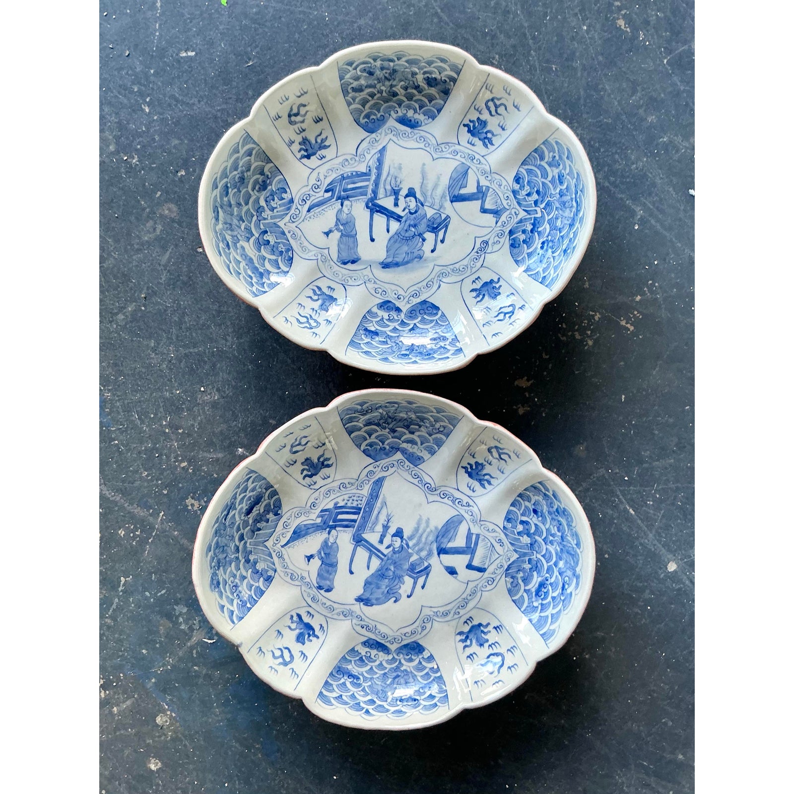 Vintage Asian Scalloped Blue and White Bowl -a Pair - Side view