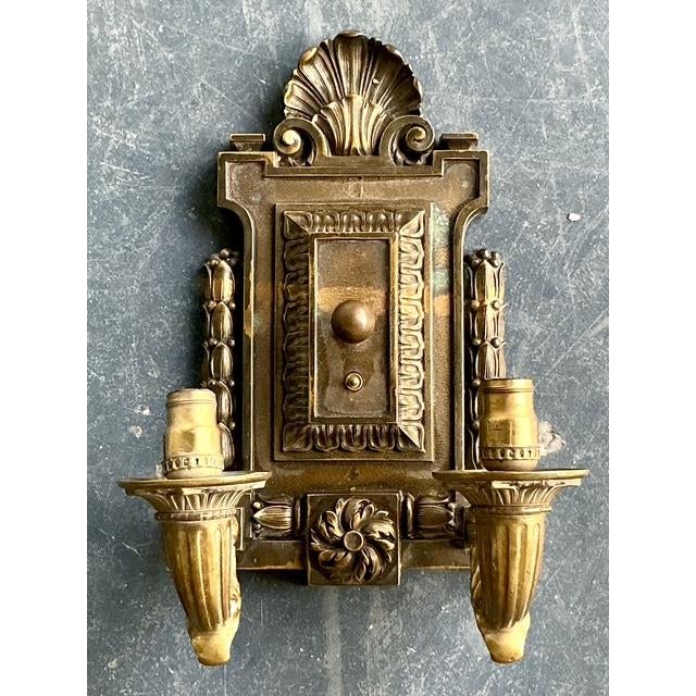 Vintage Boho Empire Bronze Wall Light Sconce - Top view