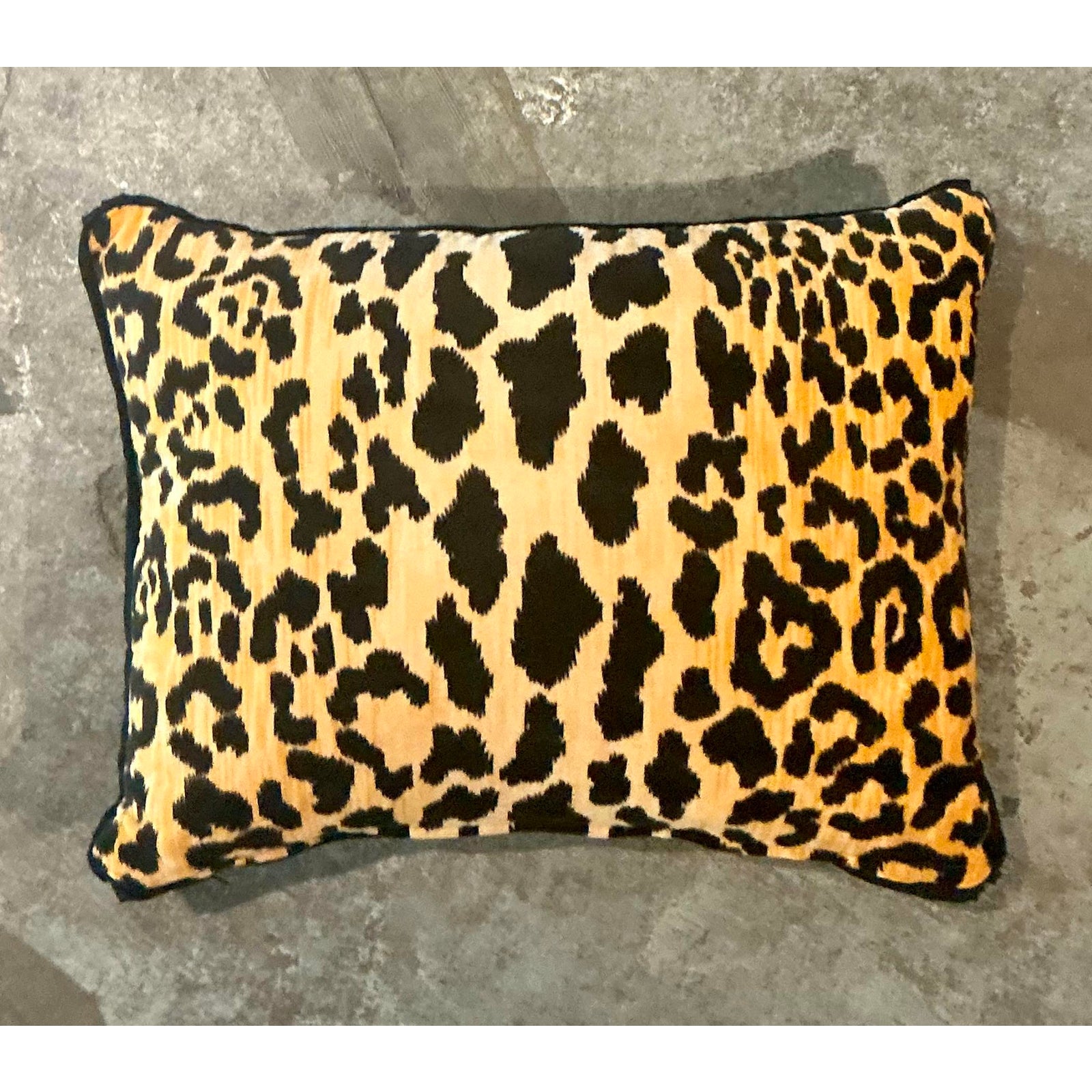 Vintage Boho Leopard Velvet Lumbar Pillow - Detail view