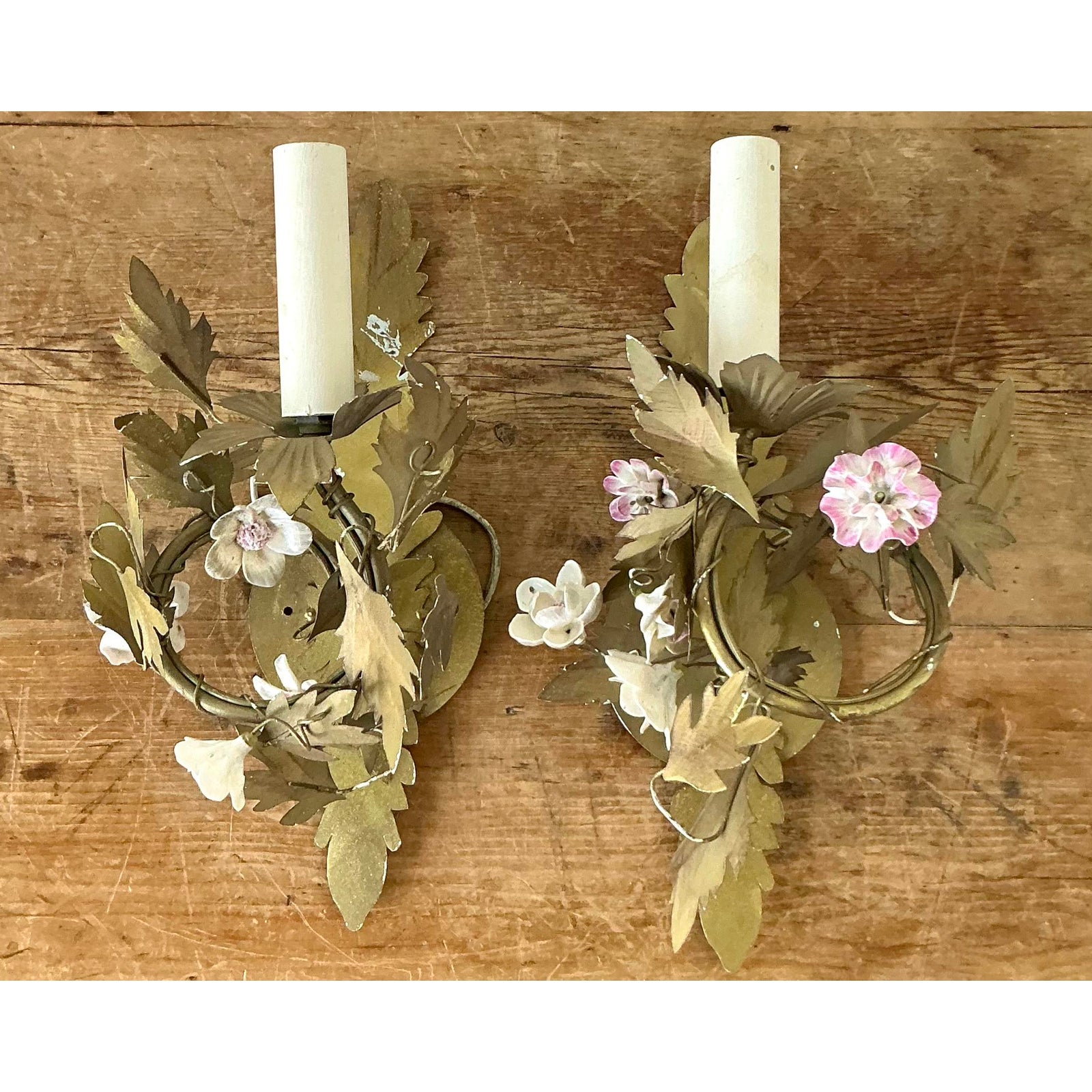 Vintage Regency Ceramic Flower Light Sconce - A Pair - Top view
