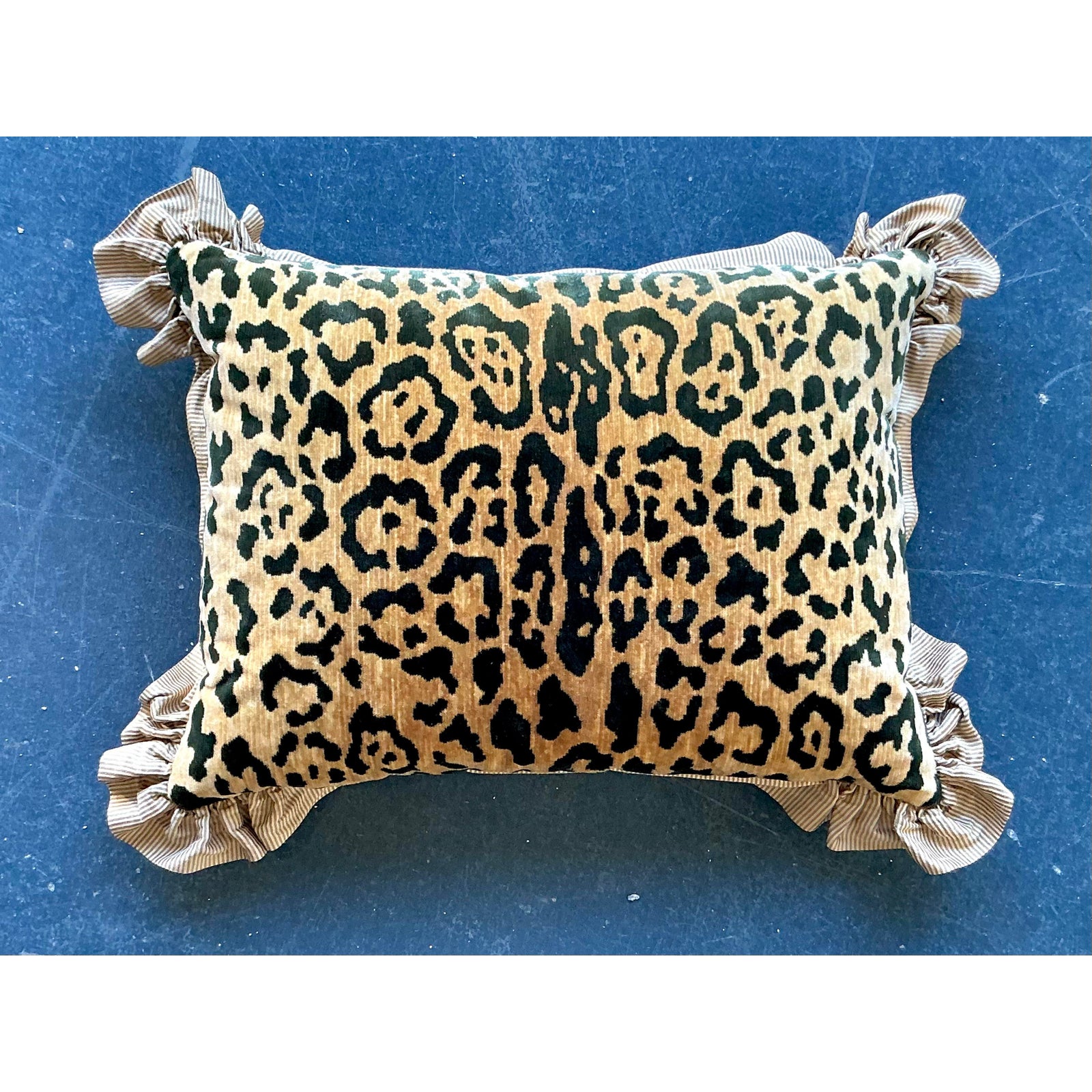 Vintage Regency Scalamandre Leopard Velvet Throw Pillow - Detail view