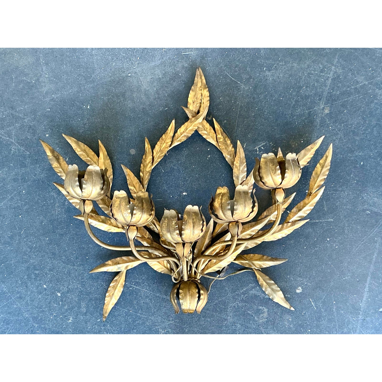 Vintage Regency Laurel Leaf Wall Sconce - Top view