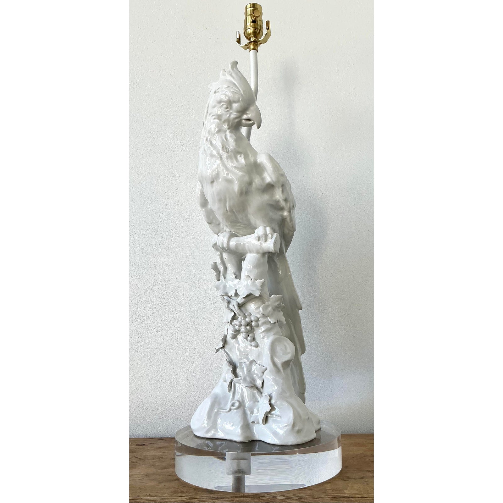 Vintage Regency Glazed Ceramic Ceramic Cockatoo Lamp - Side view
