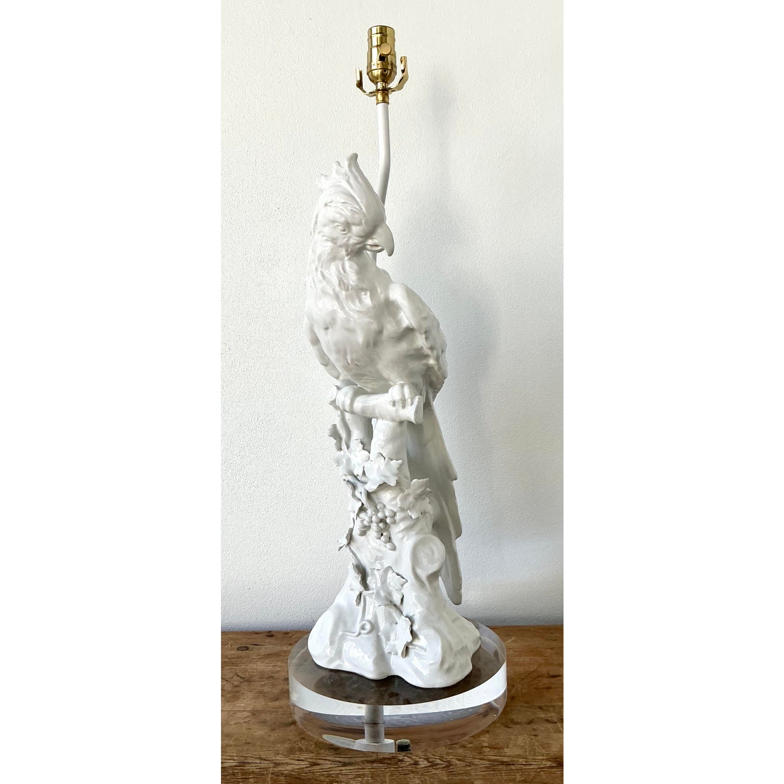 Vintage Regency Glazed Ceramic Ceramic Cockatoo Lamp - Back view