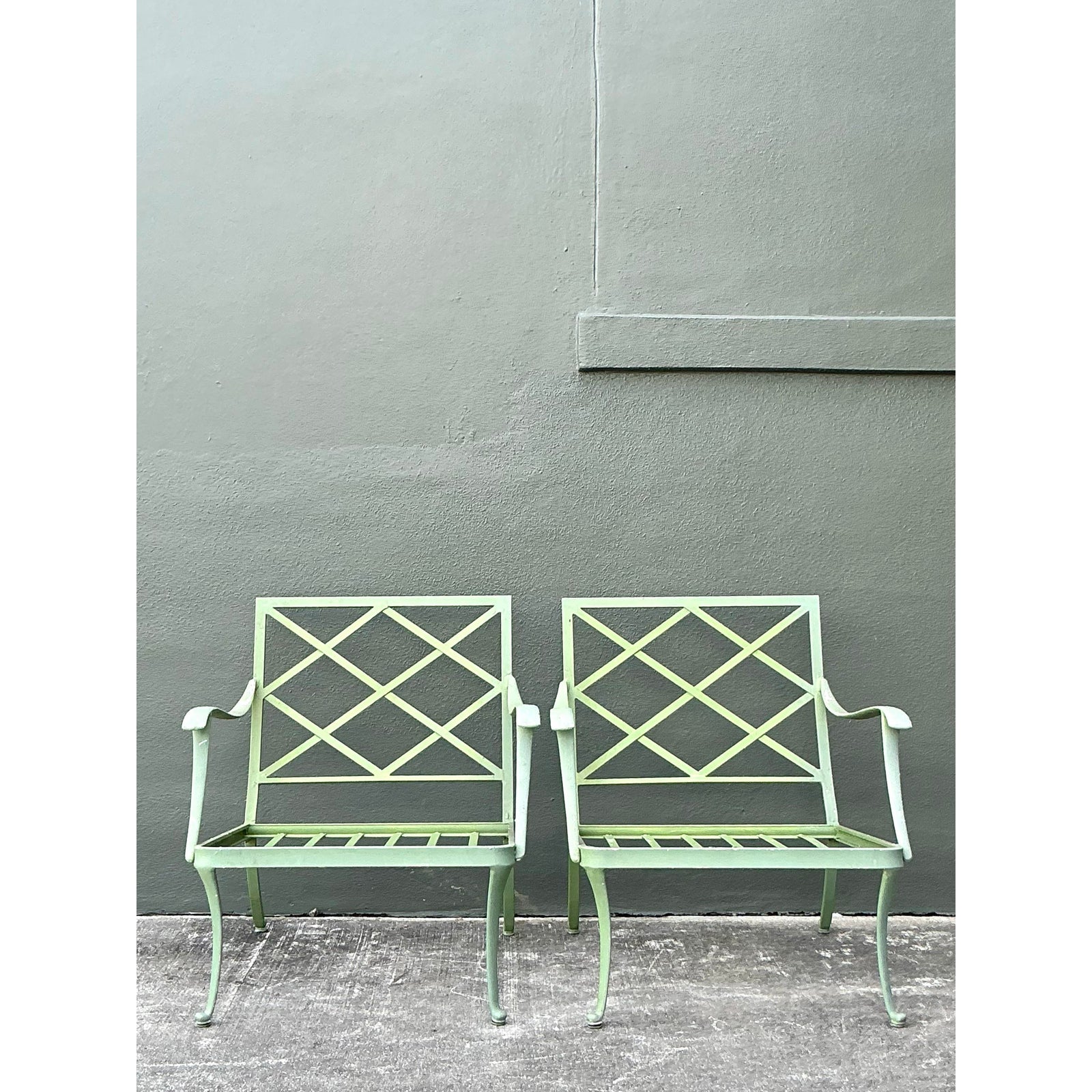 Vintage Regency Brown Jordan “Florentine” Cast Aluminum Lounge Chairs - A Pair - Top view