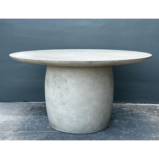 Vintage Boho Textured Pedestal Dining Table - Detail view