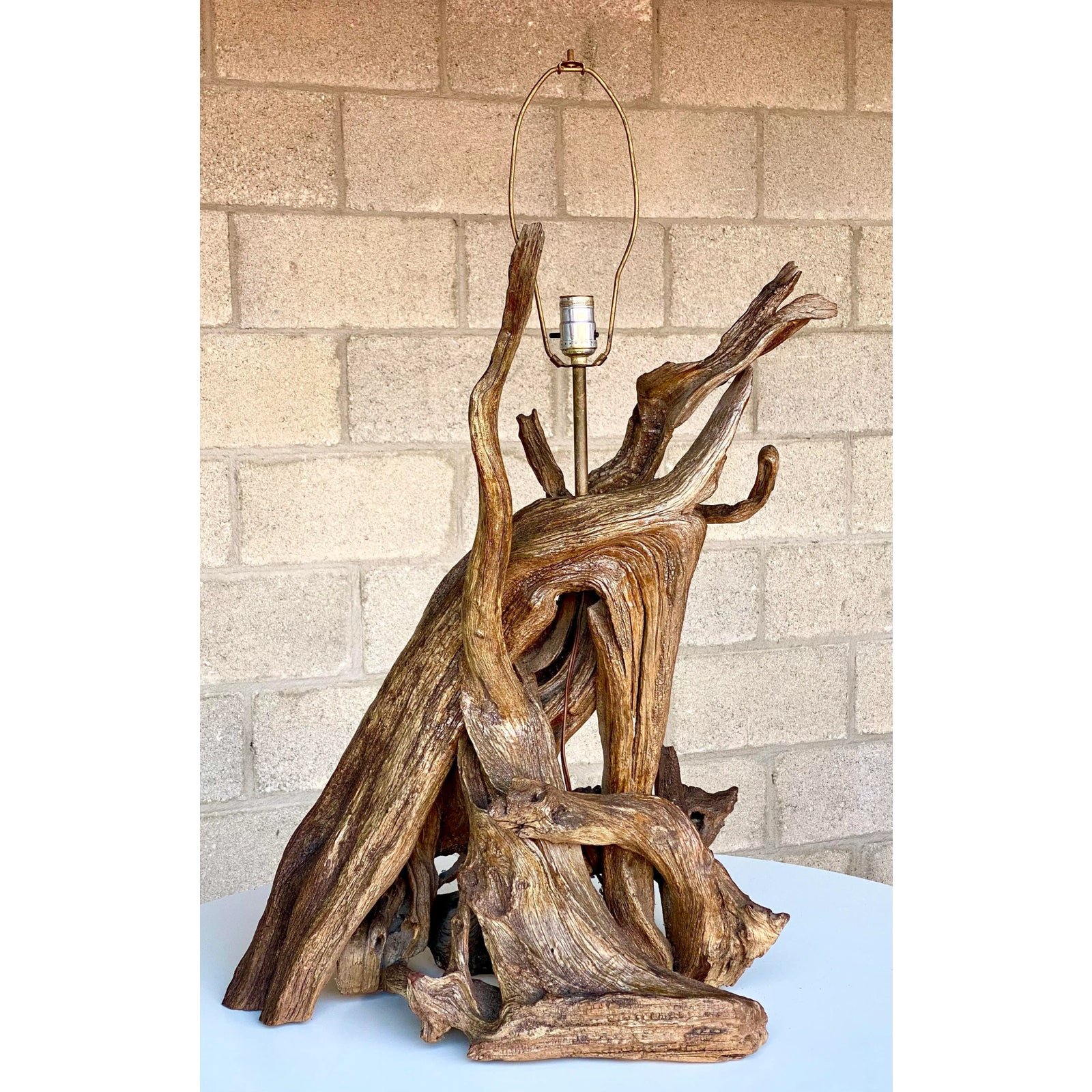 Monumental Vintage Boho Driftwood Table Lamp - Detail view