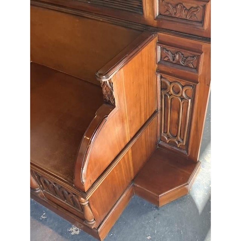 Vintage Gothic Revival Hall Bench - Top view