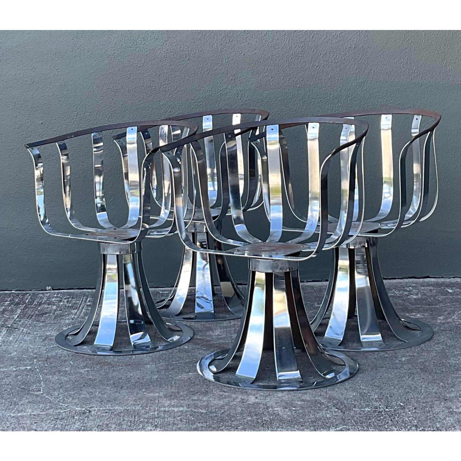 Vintage MCM Herbert Siegler for Russell Woodard Chrome Swivel Dining Chairs - Set of 4 - Top view