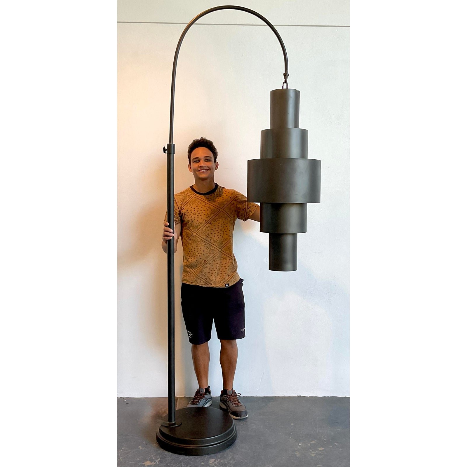 Vintage Global Views Arc Floor Lamp - Top view