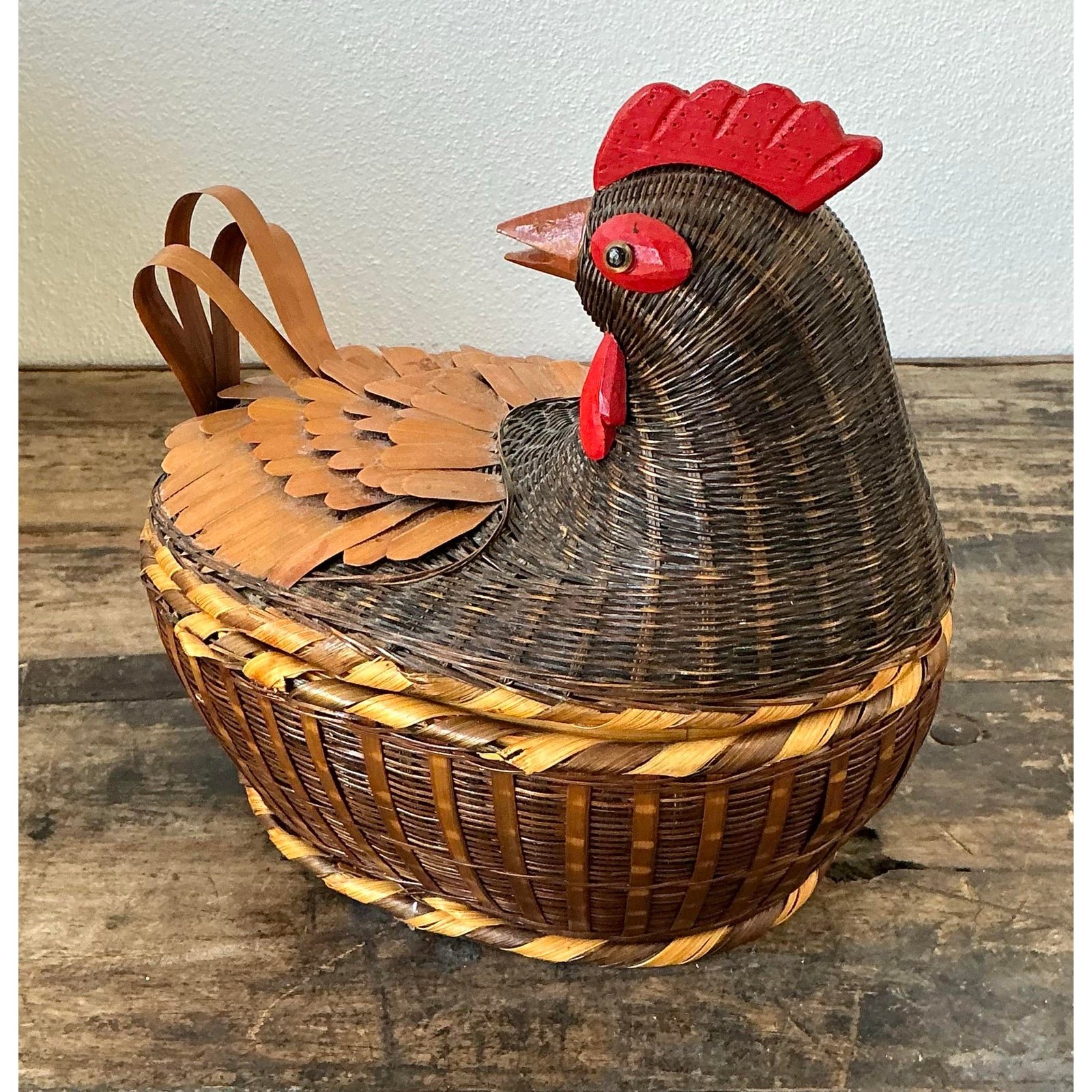 Vintage Shanghai Handicrafts Chicken Basket - Side view