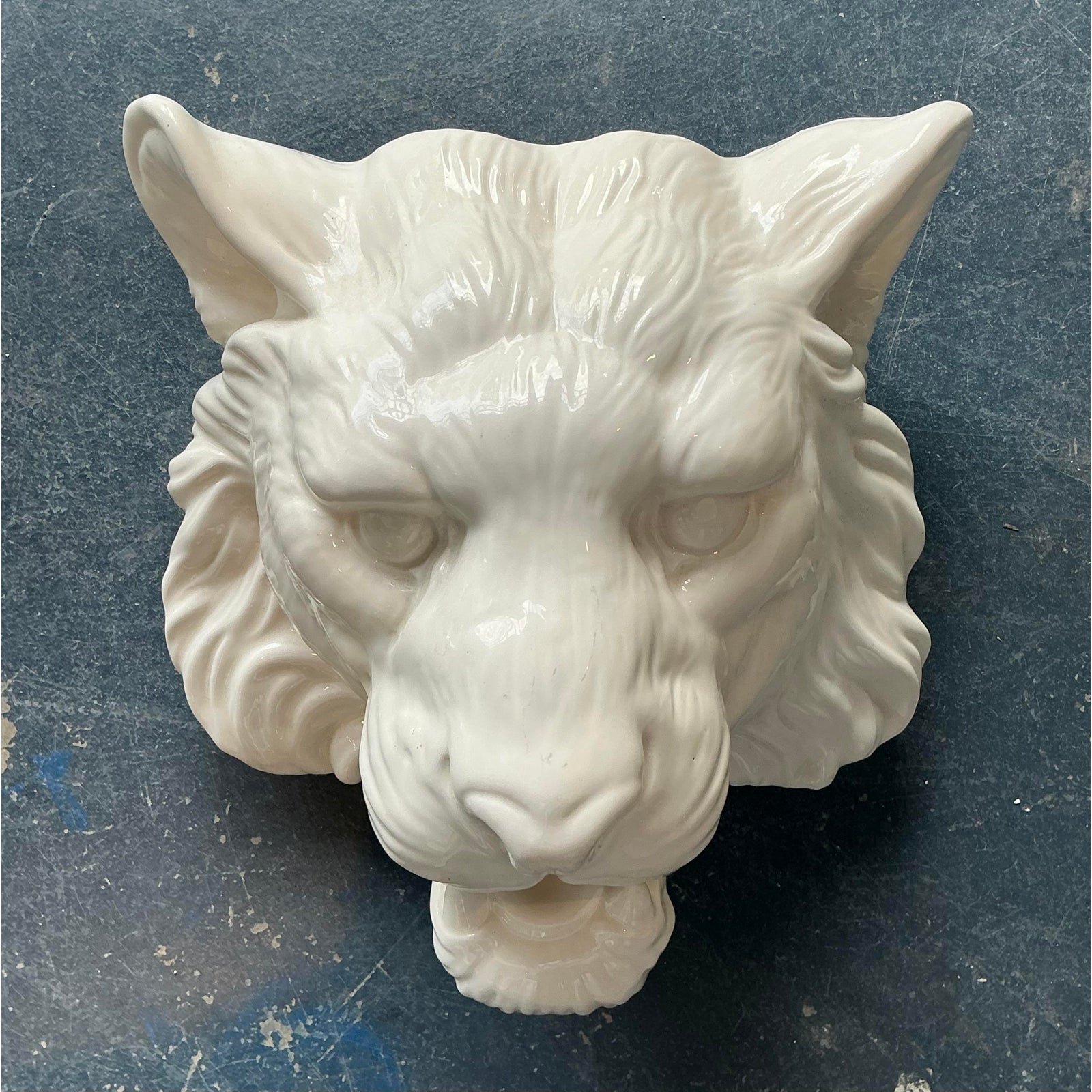 Vintage Fitz and Floyd Tiger Head Wall Pocket - Side view