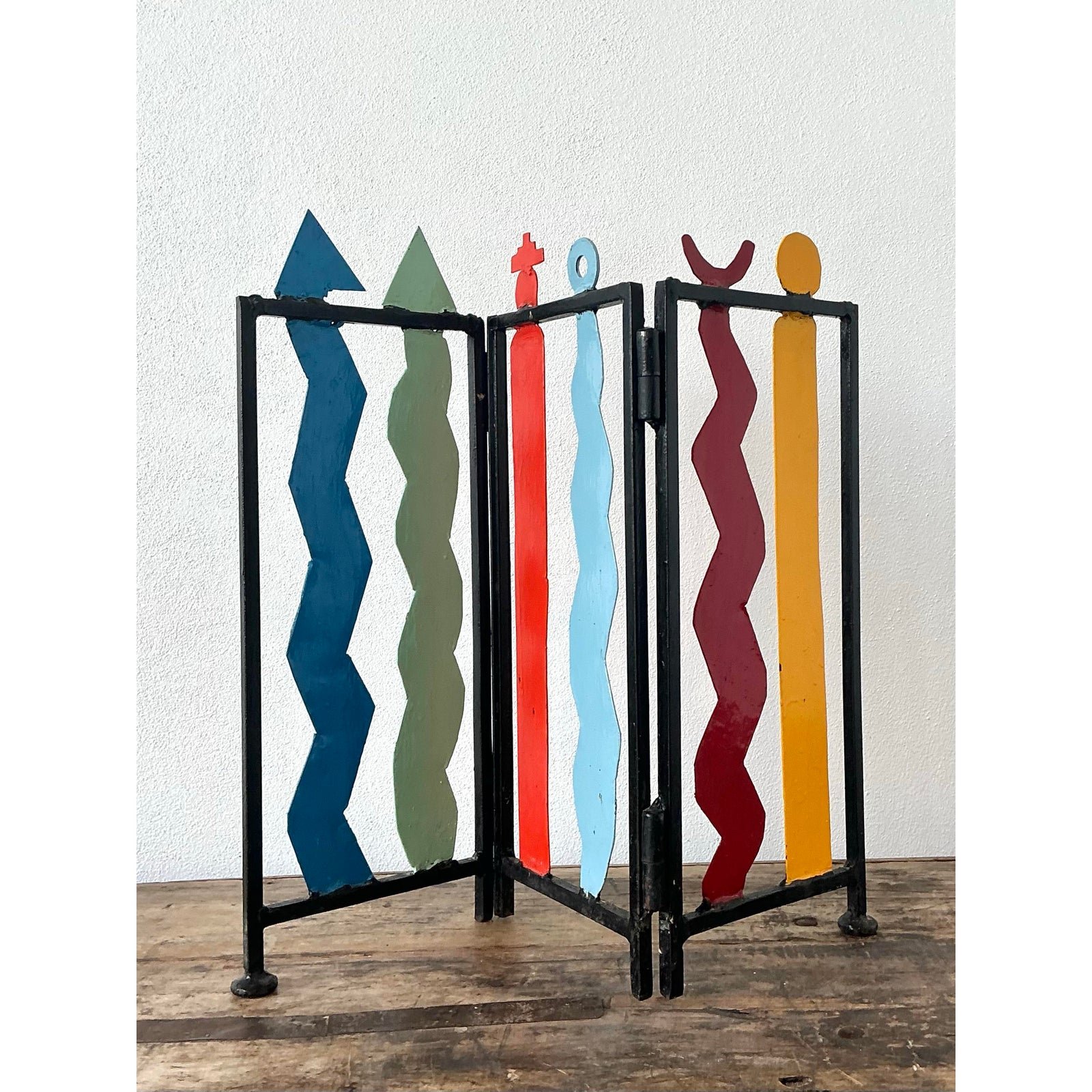 Vintage Postmodern Table Top Screen - Side view