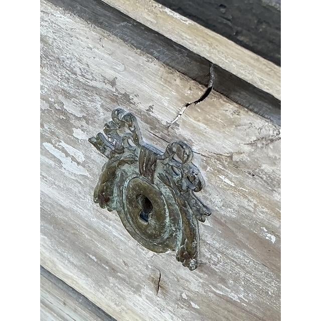 Vintage Patinated Gustavian Serpentine Chest of Drawers - Top view