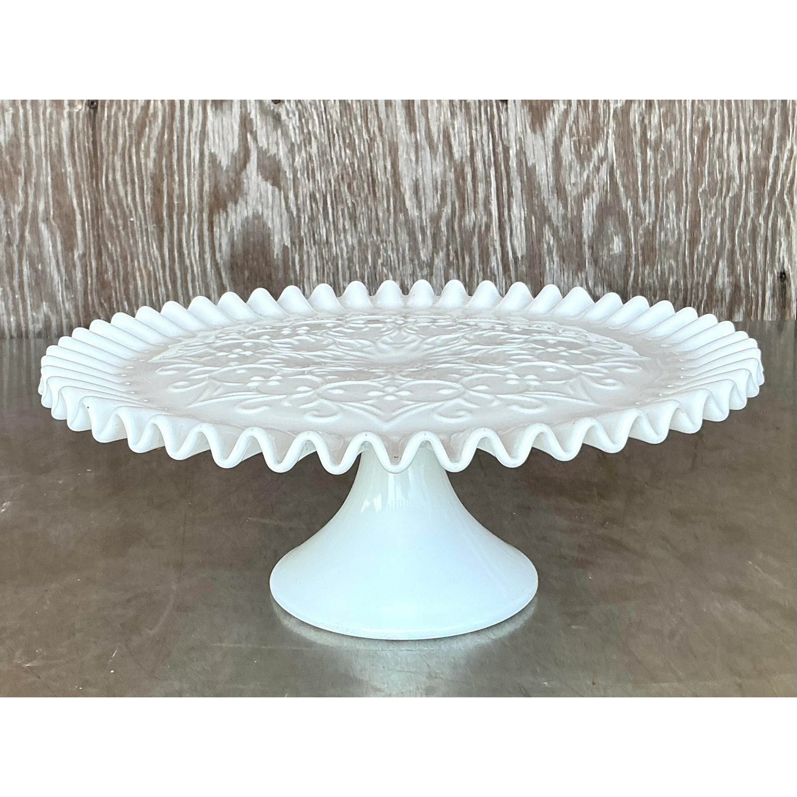 Vintage Regency Ruffled Milk Glass Cake Stand - Detail view