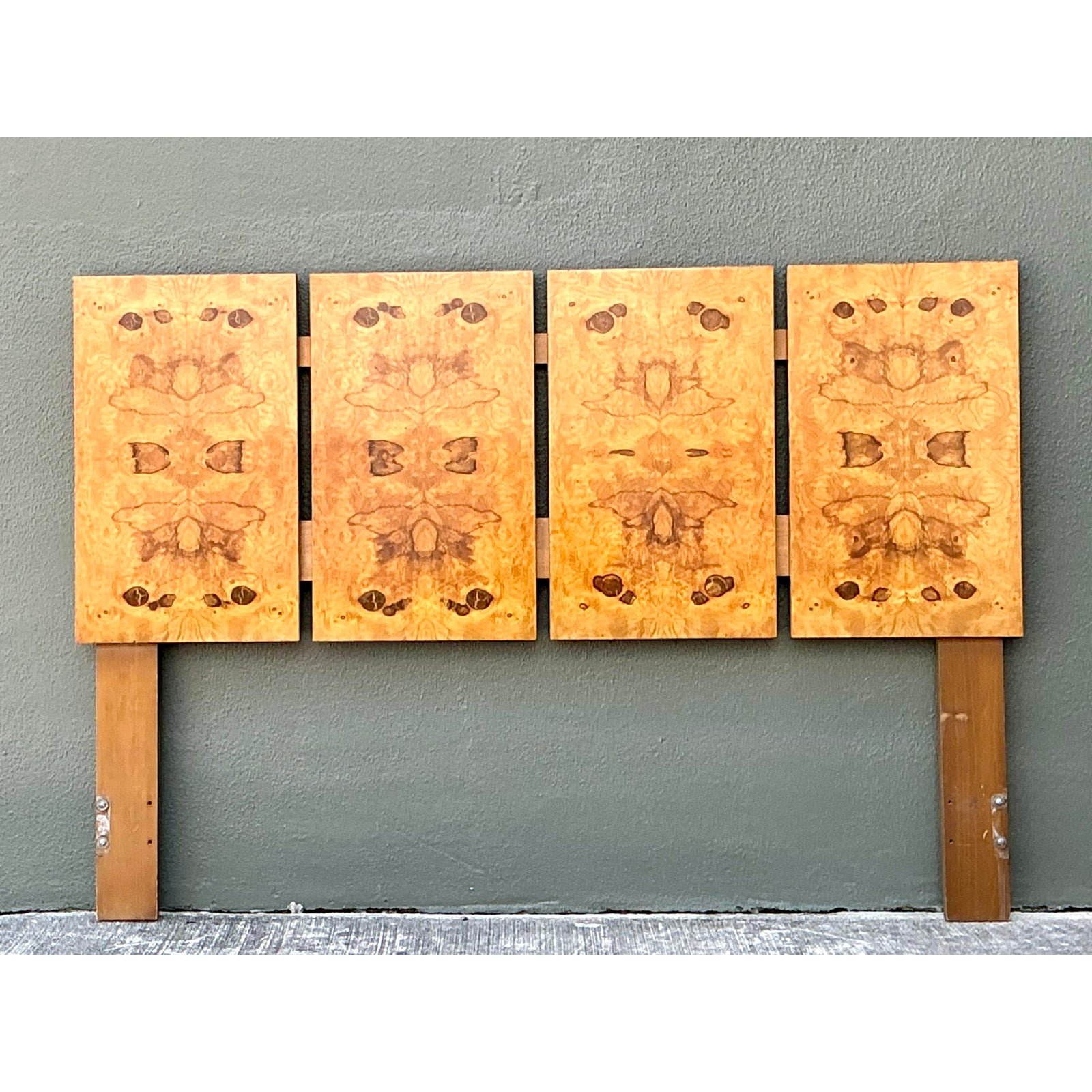 Vintage Lane Altavista Book Matched Burl Wood Full Headboard - Detail view