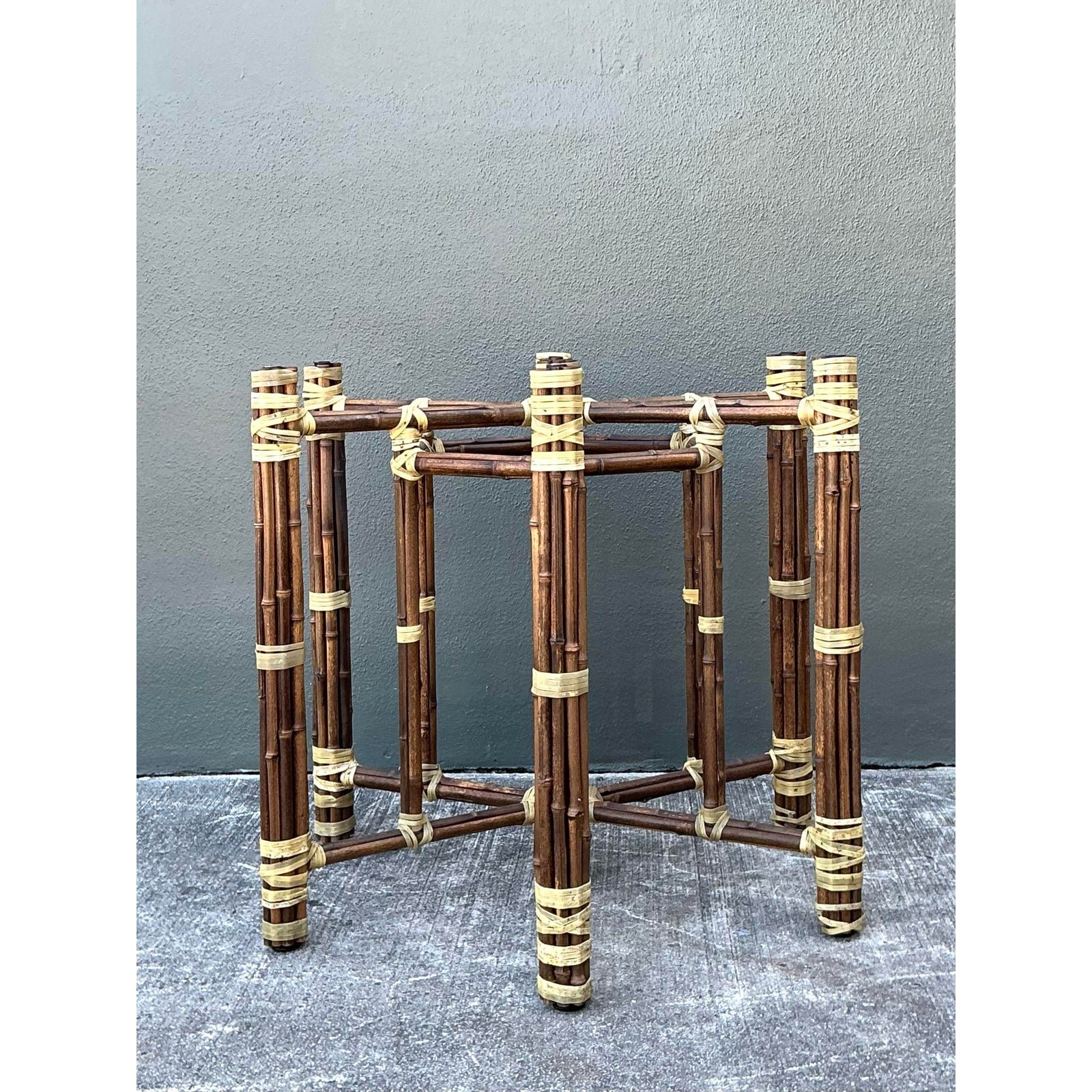 Vintage Bundled Rattan Dining Table Pedestal - Detail view