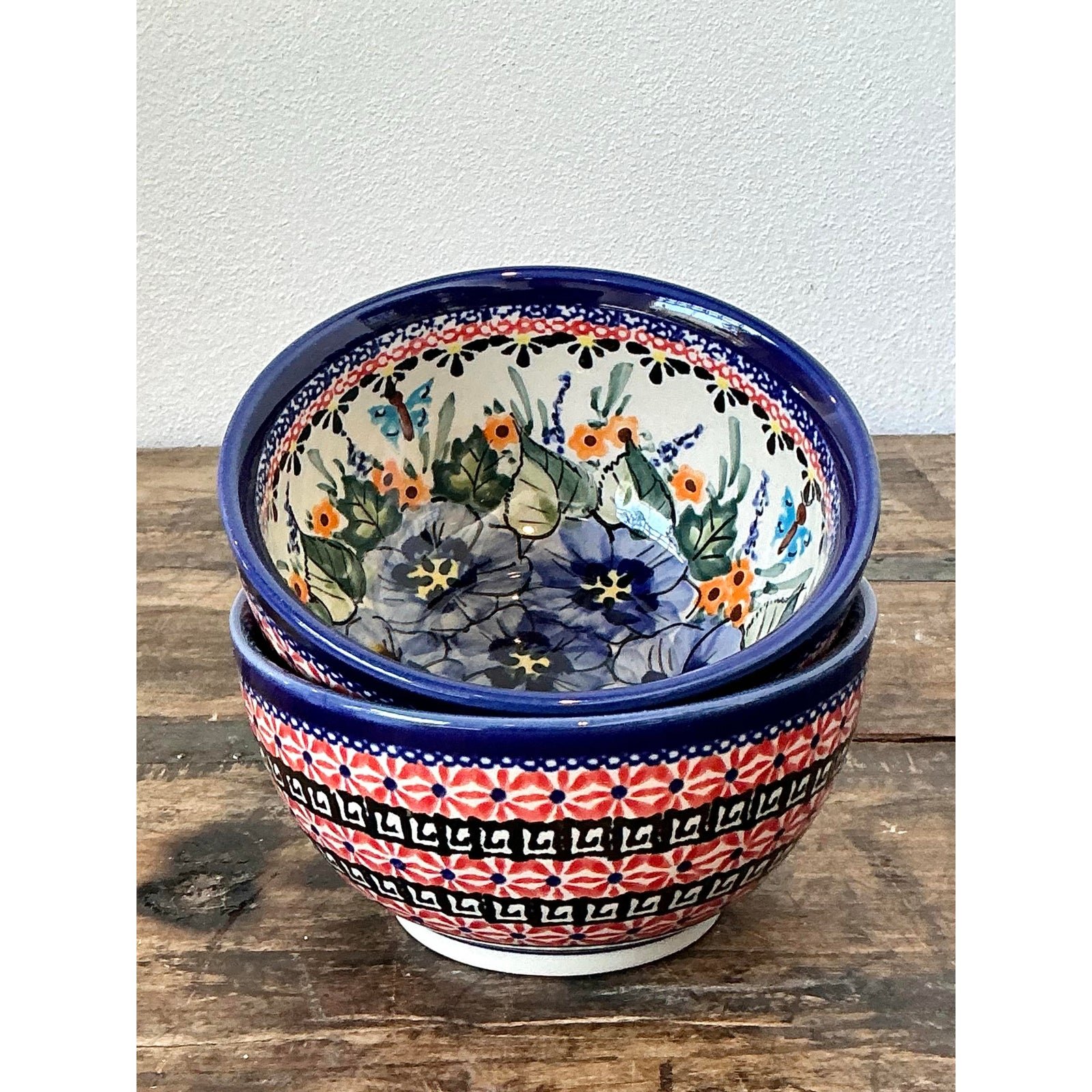 Vintage Polish Hand Painted Ceramic Bowls - Set of 2 - Detail view