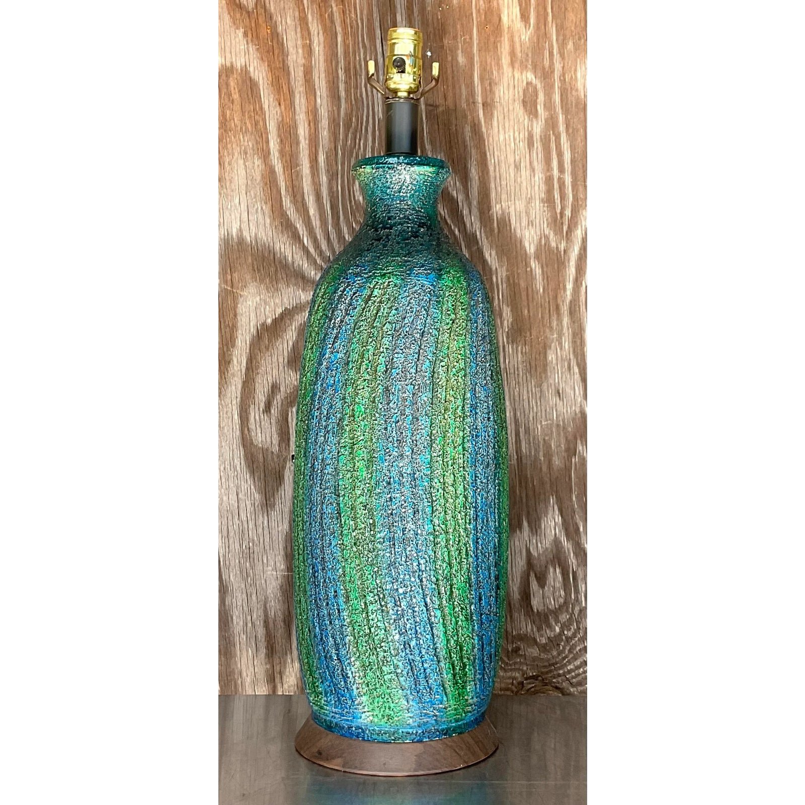 Vintage Midcentury Textured Stripe Table Lamp - Detail view