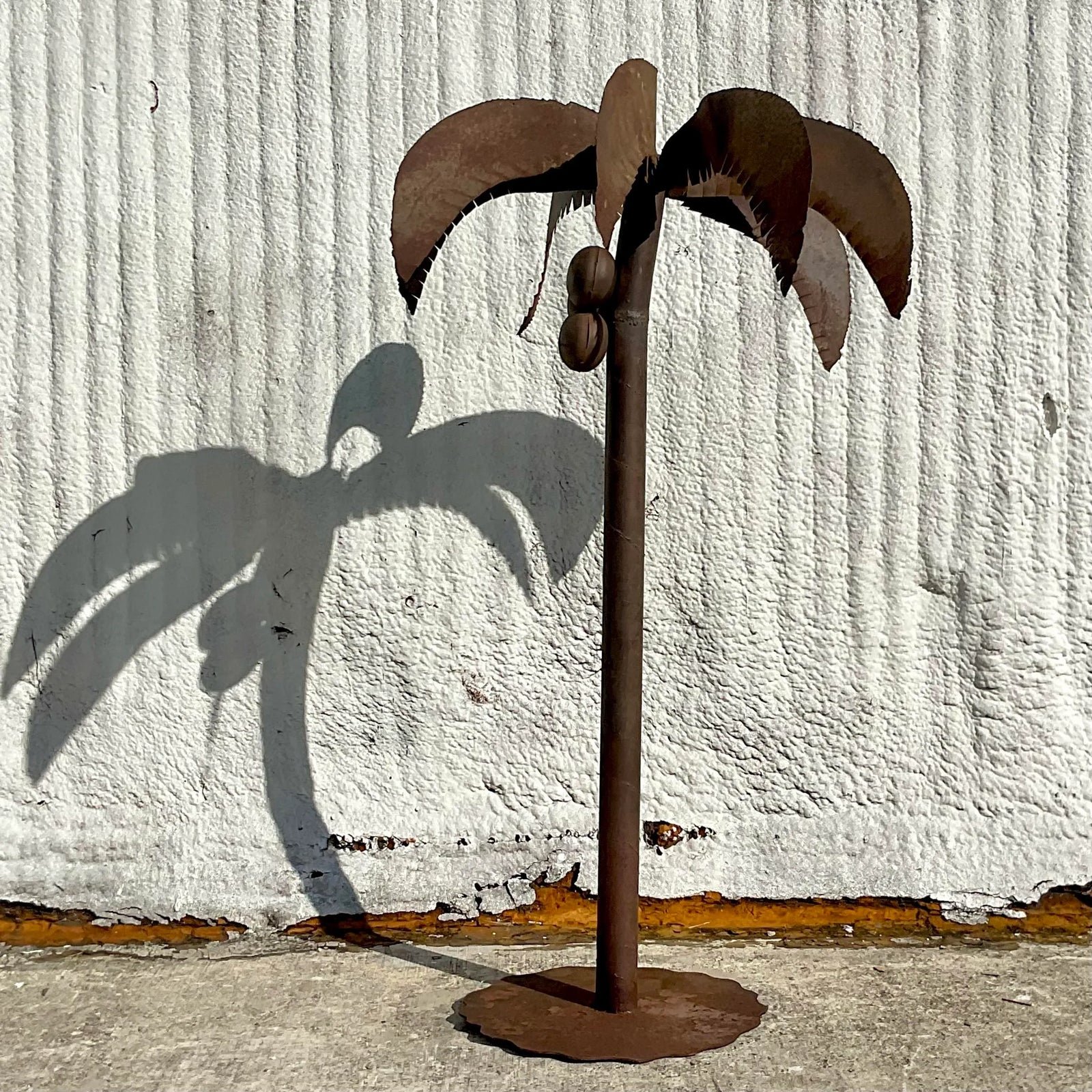 Vintage Monumental Patinated Metal Palm Tree - Detail view
