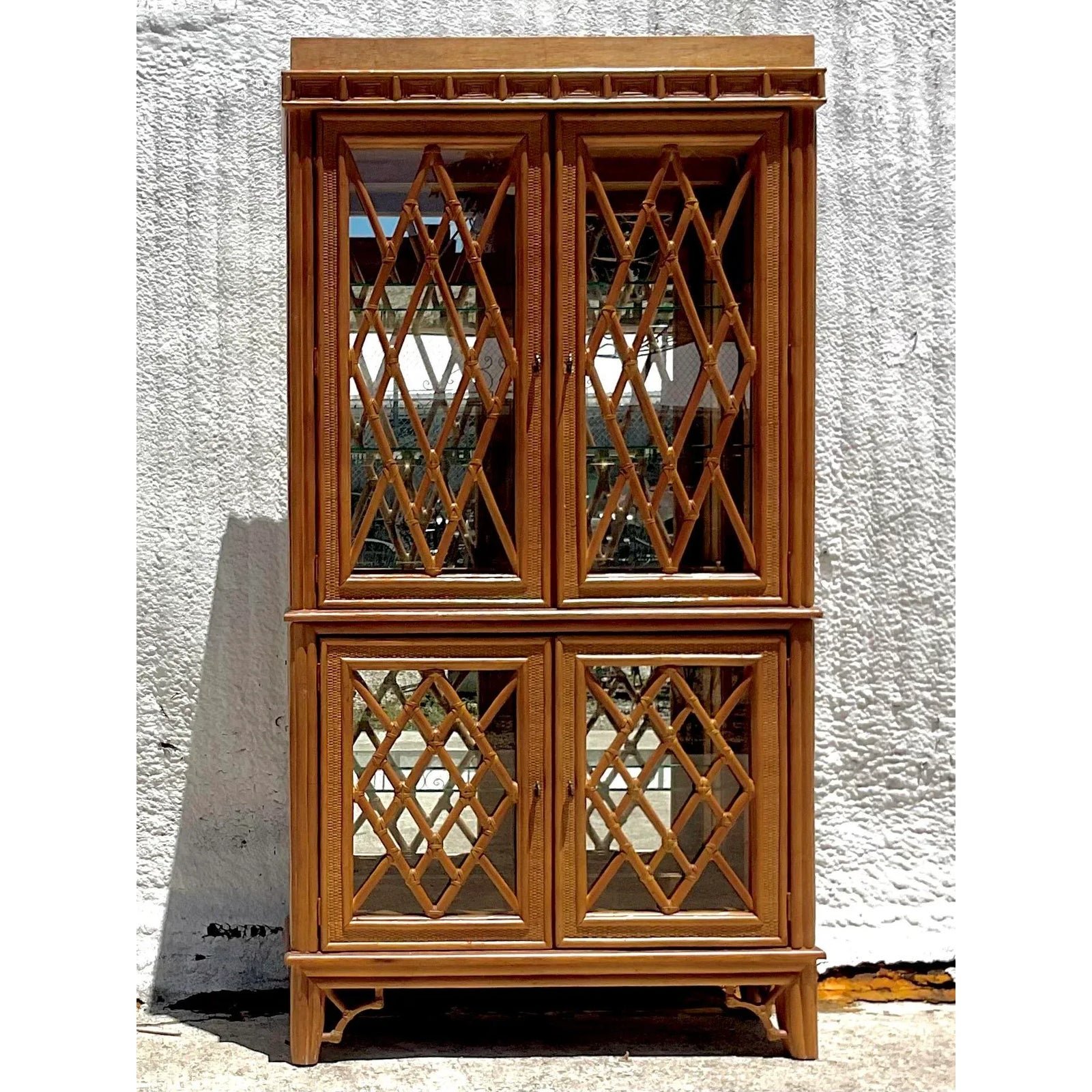 Late 20th Century Vintage Coastal Chinese Chippendale Cabinet - Detail view