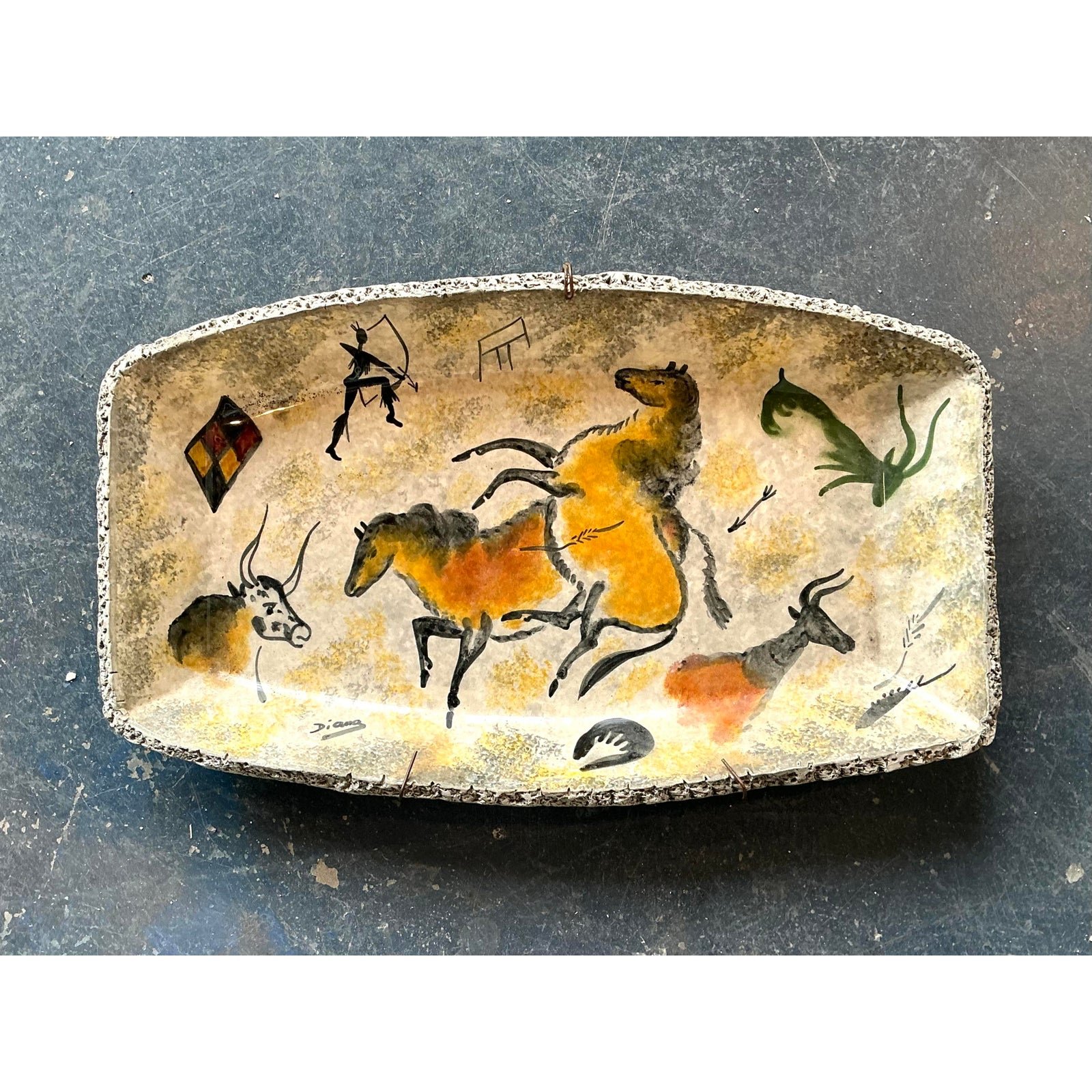Vintage Lascaux Cave Painting Bowl - Detail view
