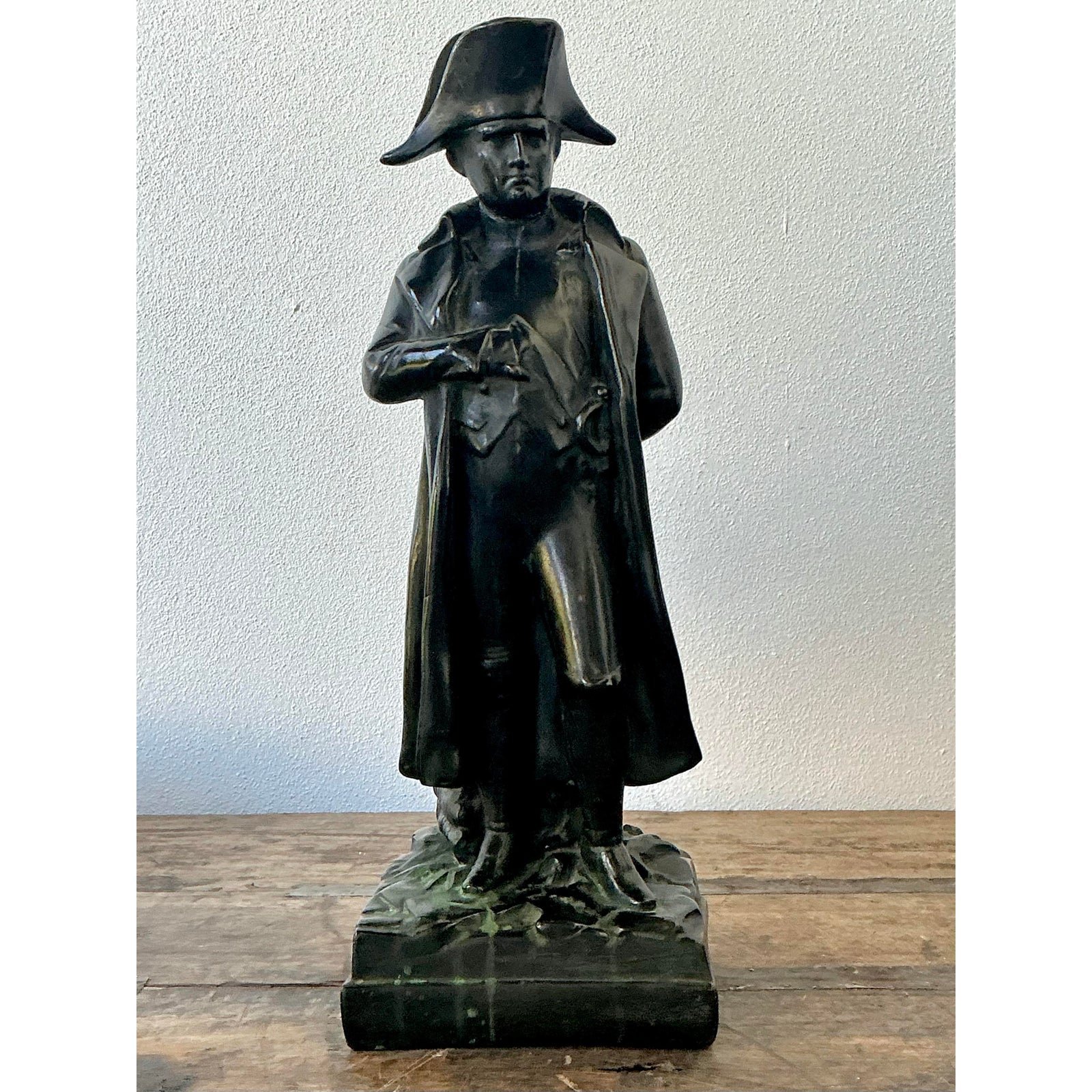 Vintage Patinated Bronze Statue of Napoleon - Detail view