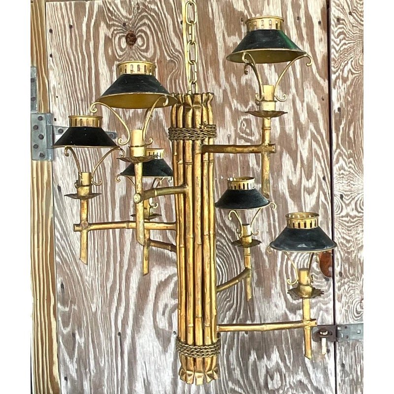 Vintage Late 20th Century Regency Gilt Bamboo Spiral Chandelier - Detail view