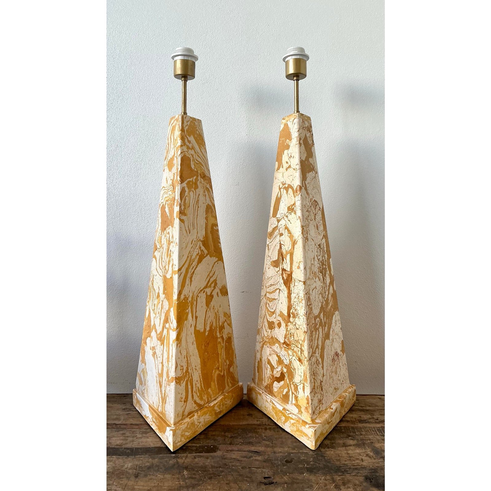 Vintage Italian Scagliola Pigmented Plaster Table Lamps - Detail view