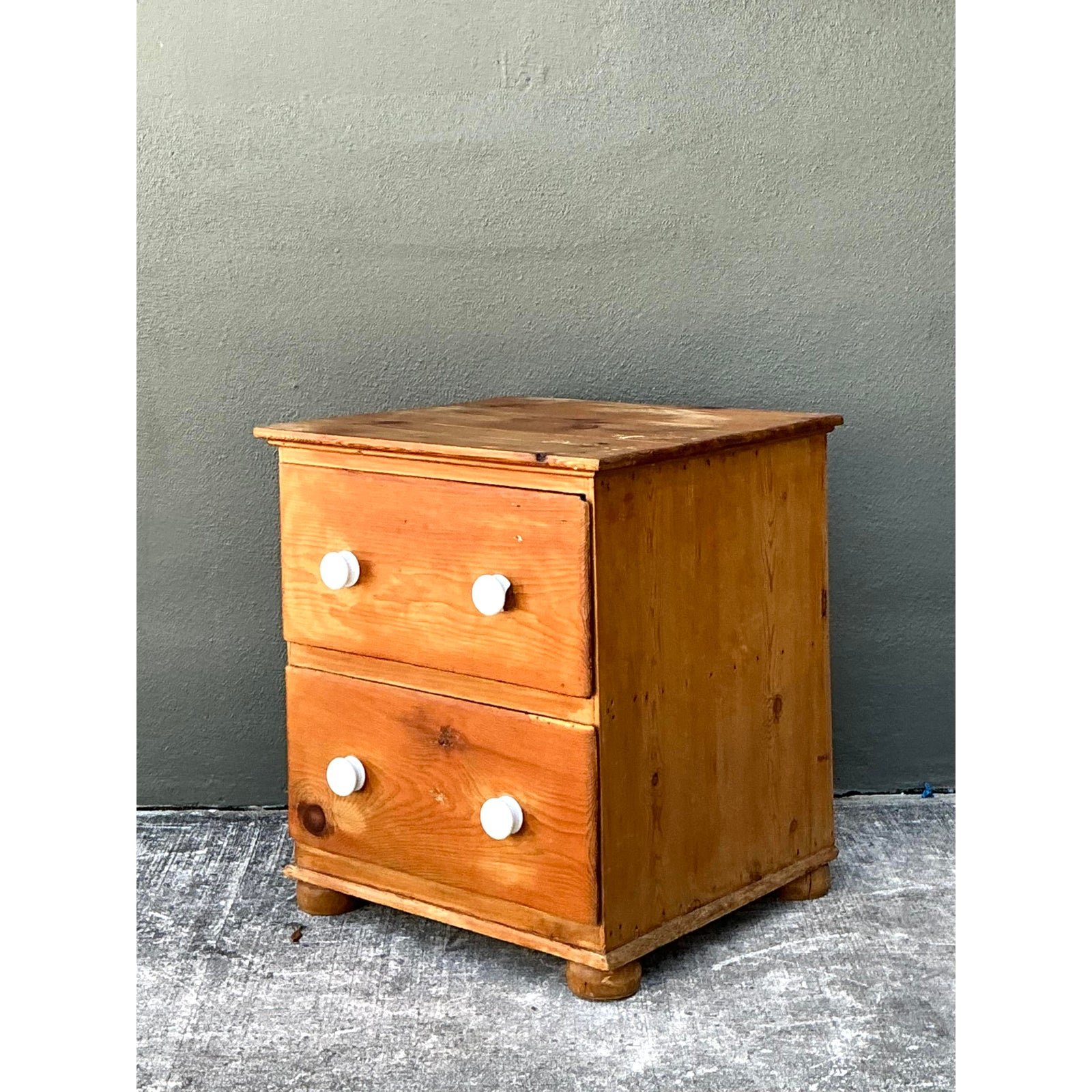 Vintage Small Pine Chest of Drawers - Side view