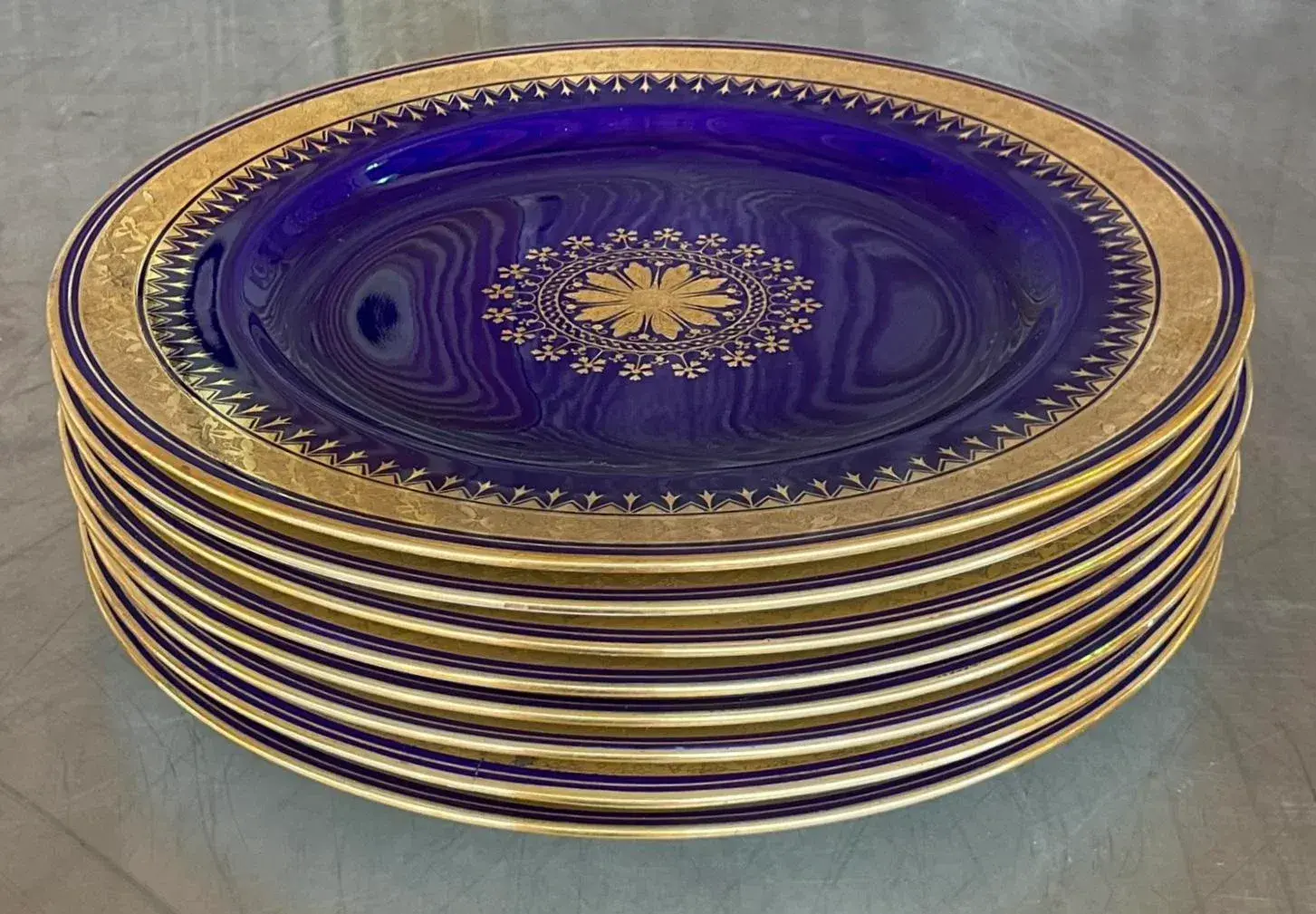 19th Century Minton Cobalt Dessert Plates - Set of 8 - Side view