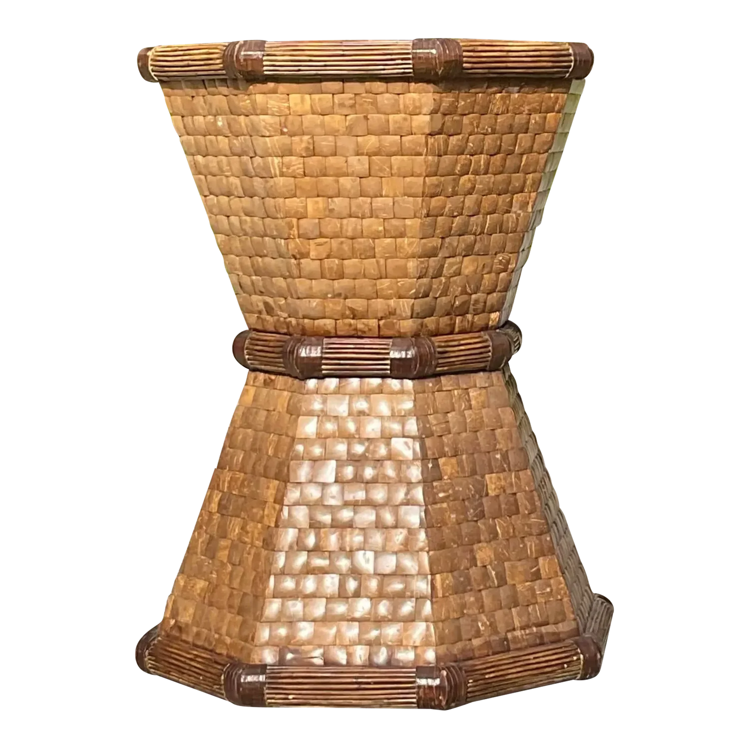 Boho Style Tessellated Coconut Shell Table Pedestal - Detail view