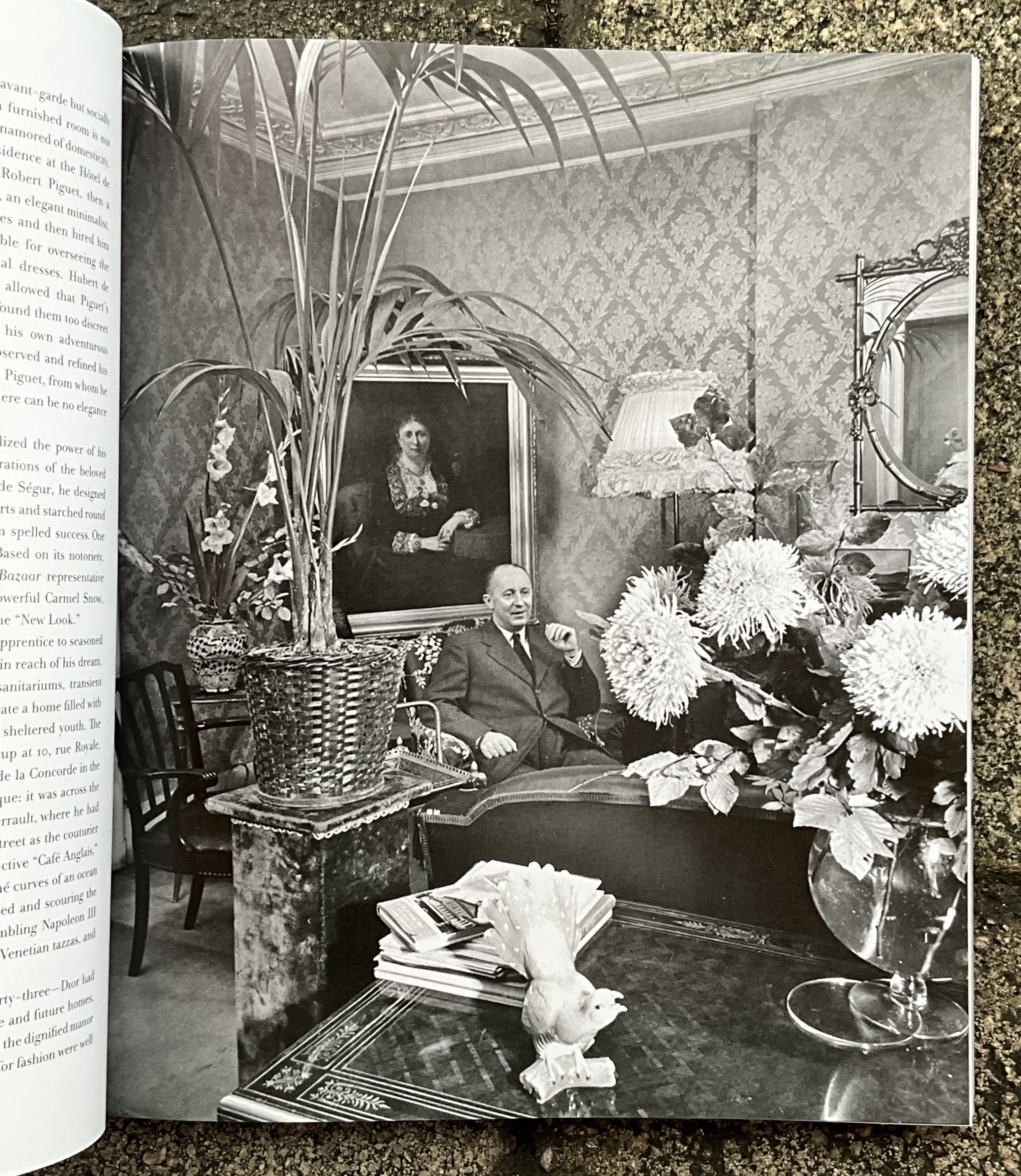 Dior and His Decorators: Victor Grandpierre, Georges Geffroy, and the New Look – by Maureen Footer - Top view