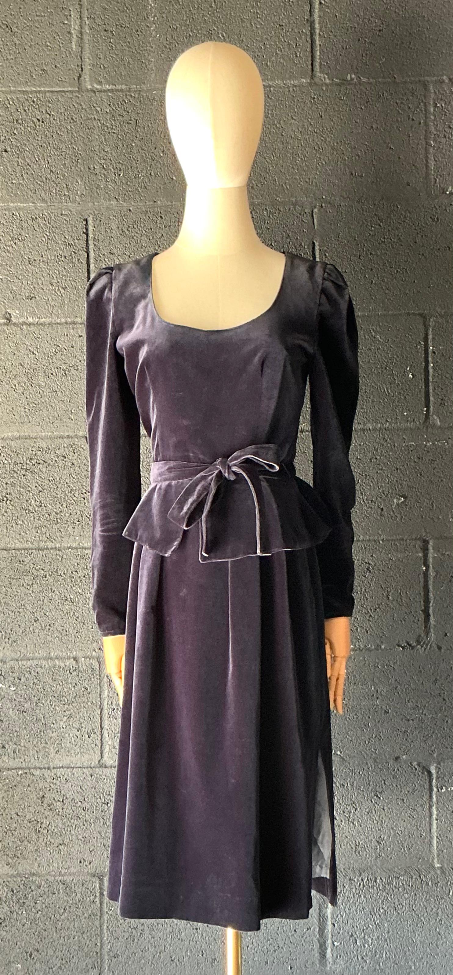 Vintage Guy Laroche Navy Blue Velvet Dress - Back view