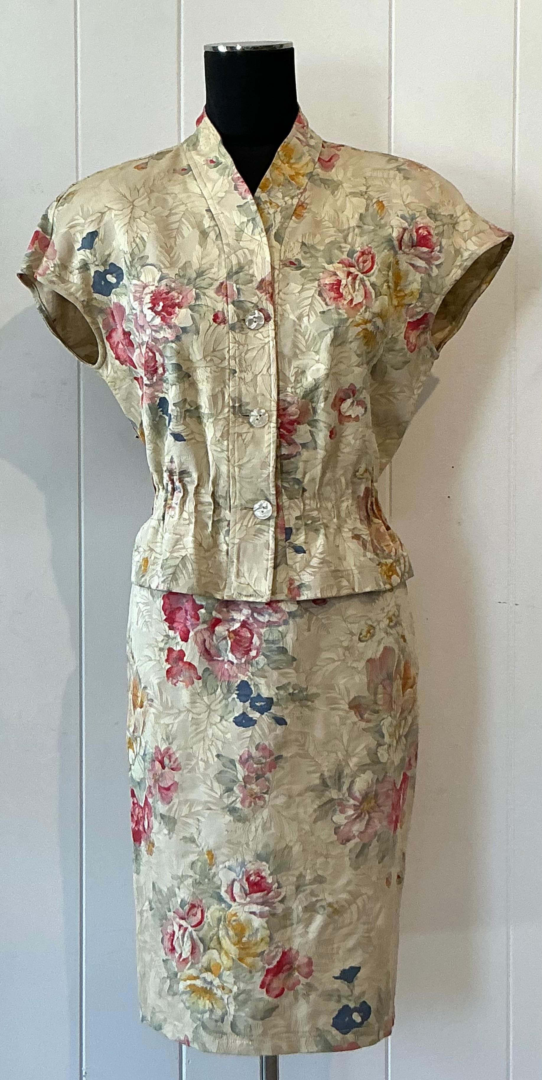 Vintage Boho Ungaro Beige Floral Set - Side view