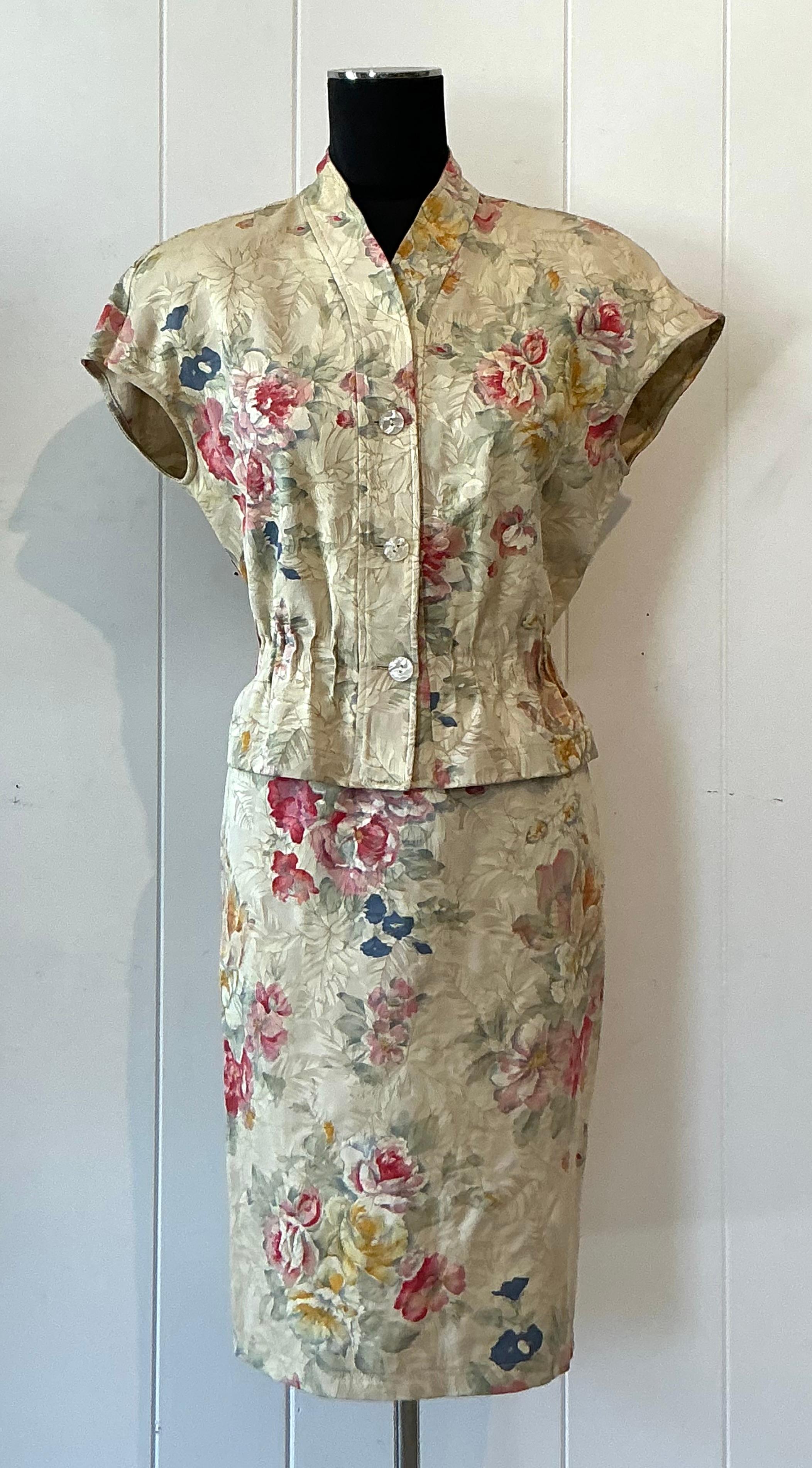 Vintage Boho Ungaro Beige Floral Set - Back view