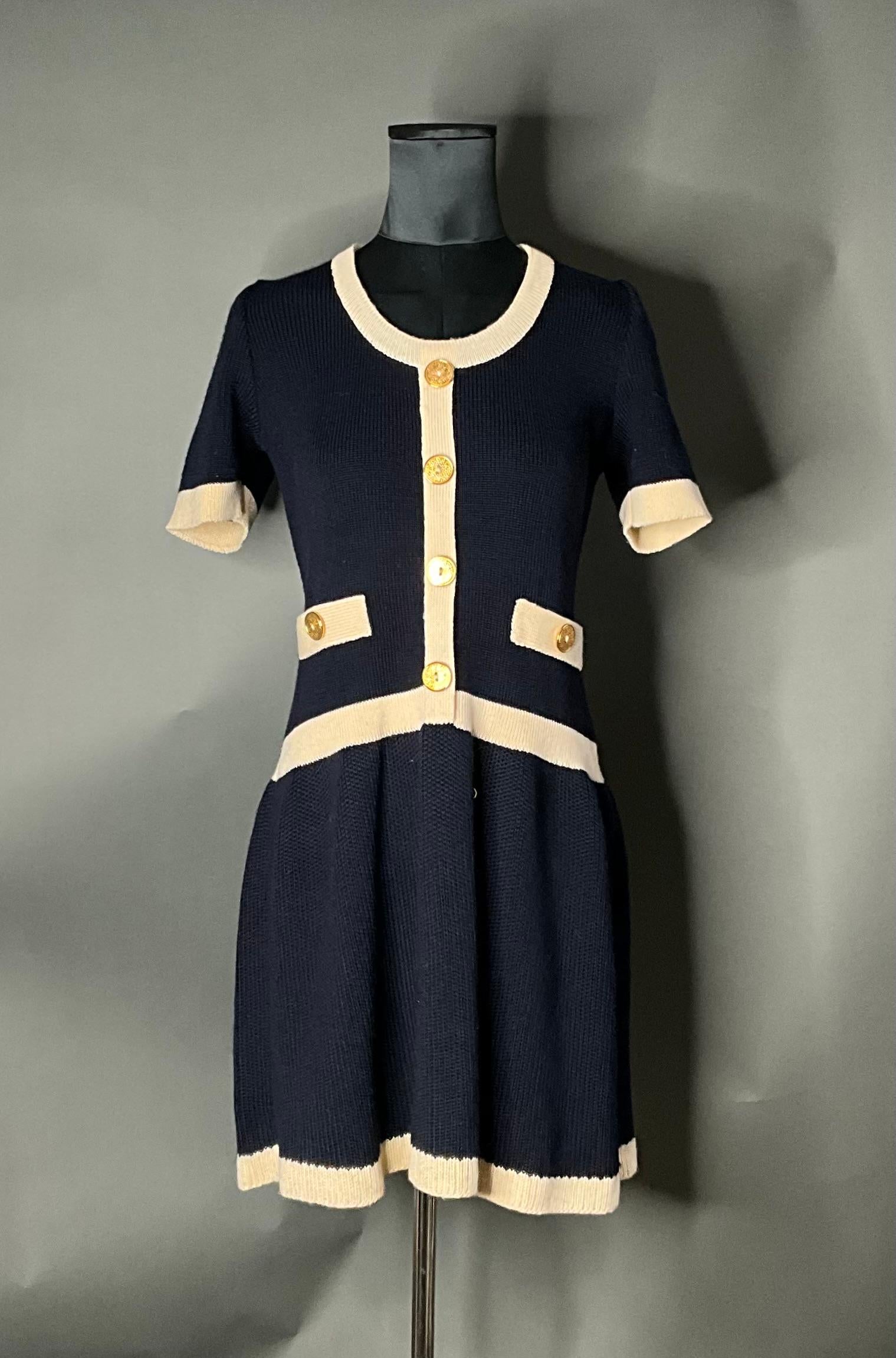 Vintage Givenchy Wool Knit Dress - Detail view