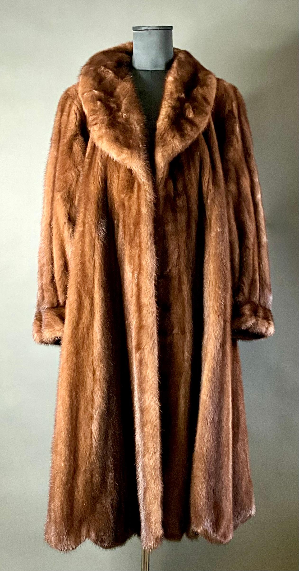 Vintage Brown Mink Coat - Detail view