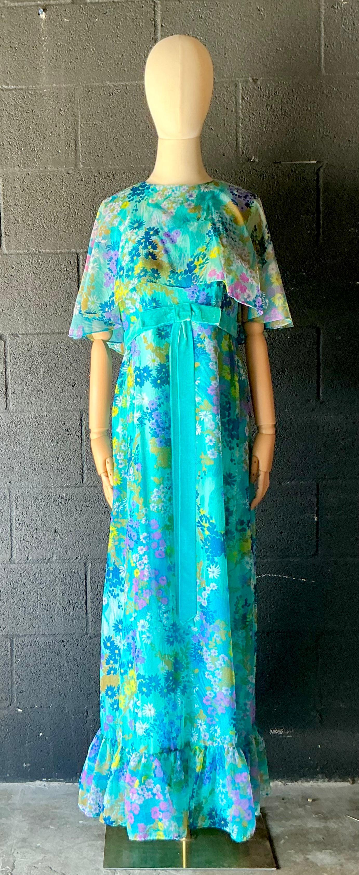 Vintage Blue Floral Dress with Bow - Detail view